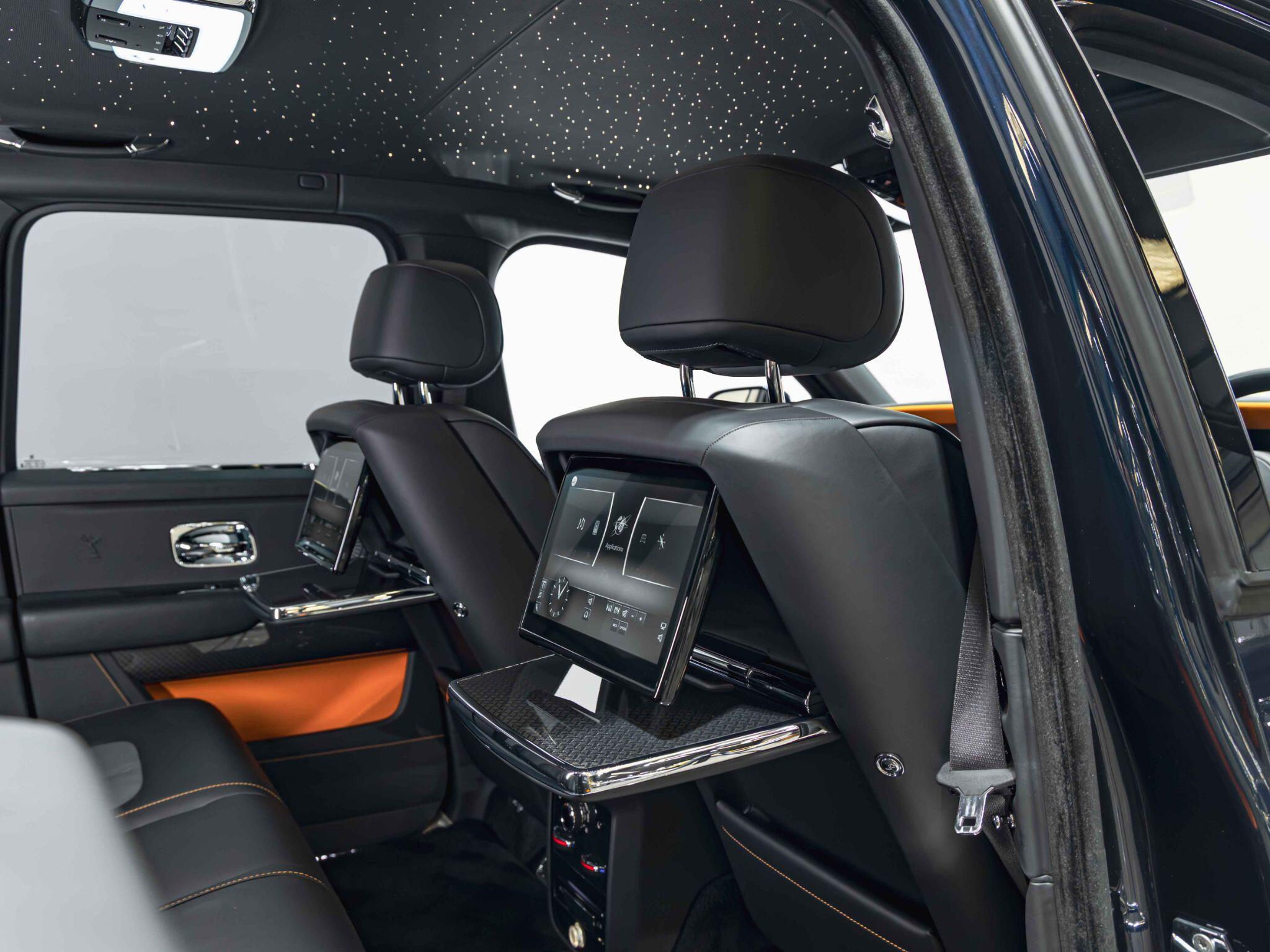 Rolls-Royce Cullinan view 35