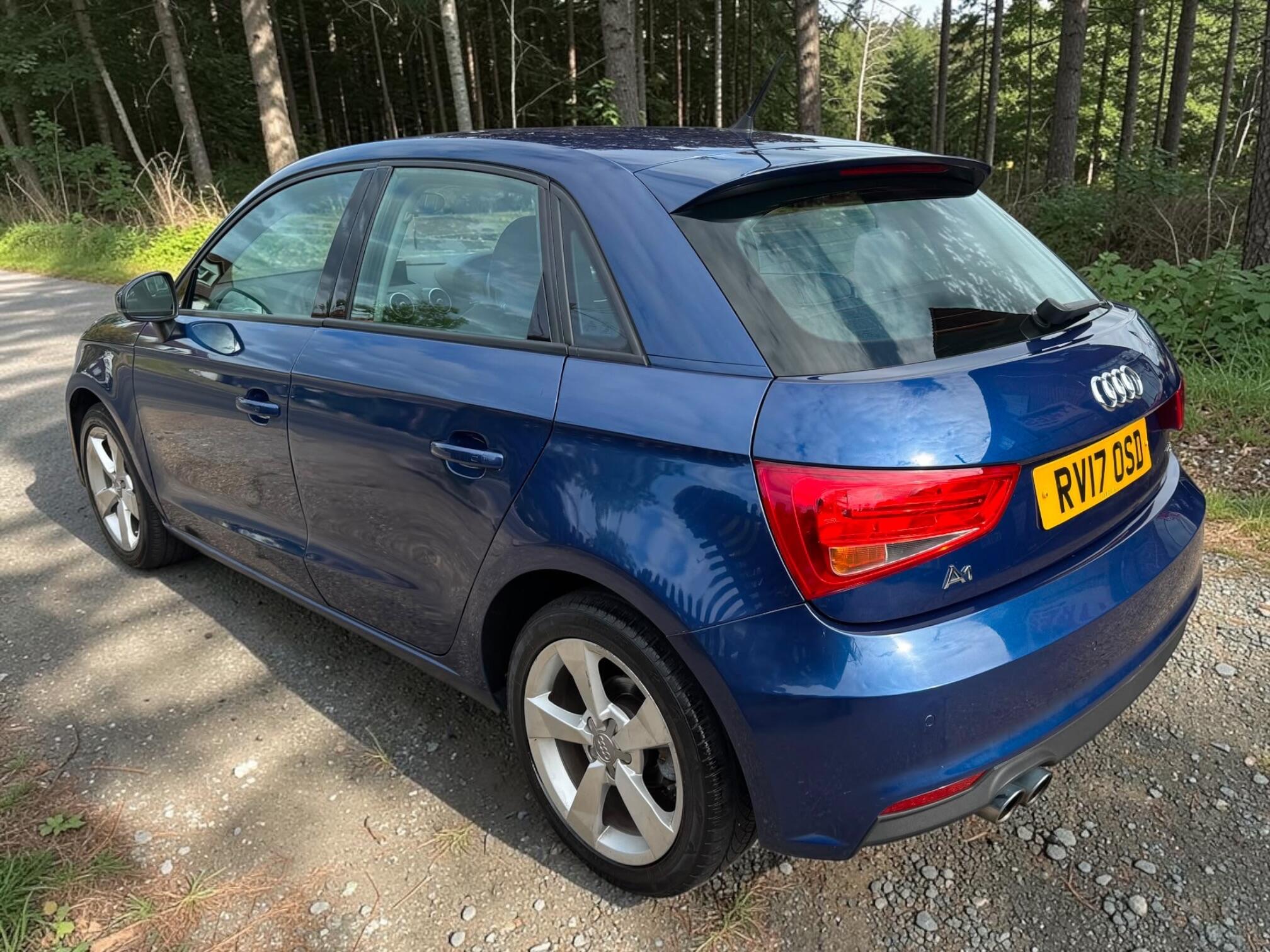 Audi A1 view 9