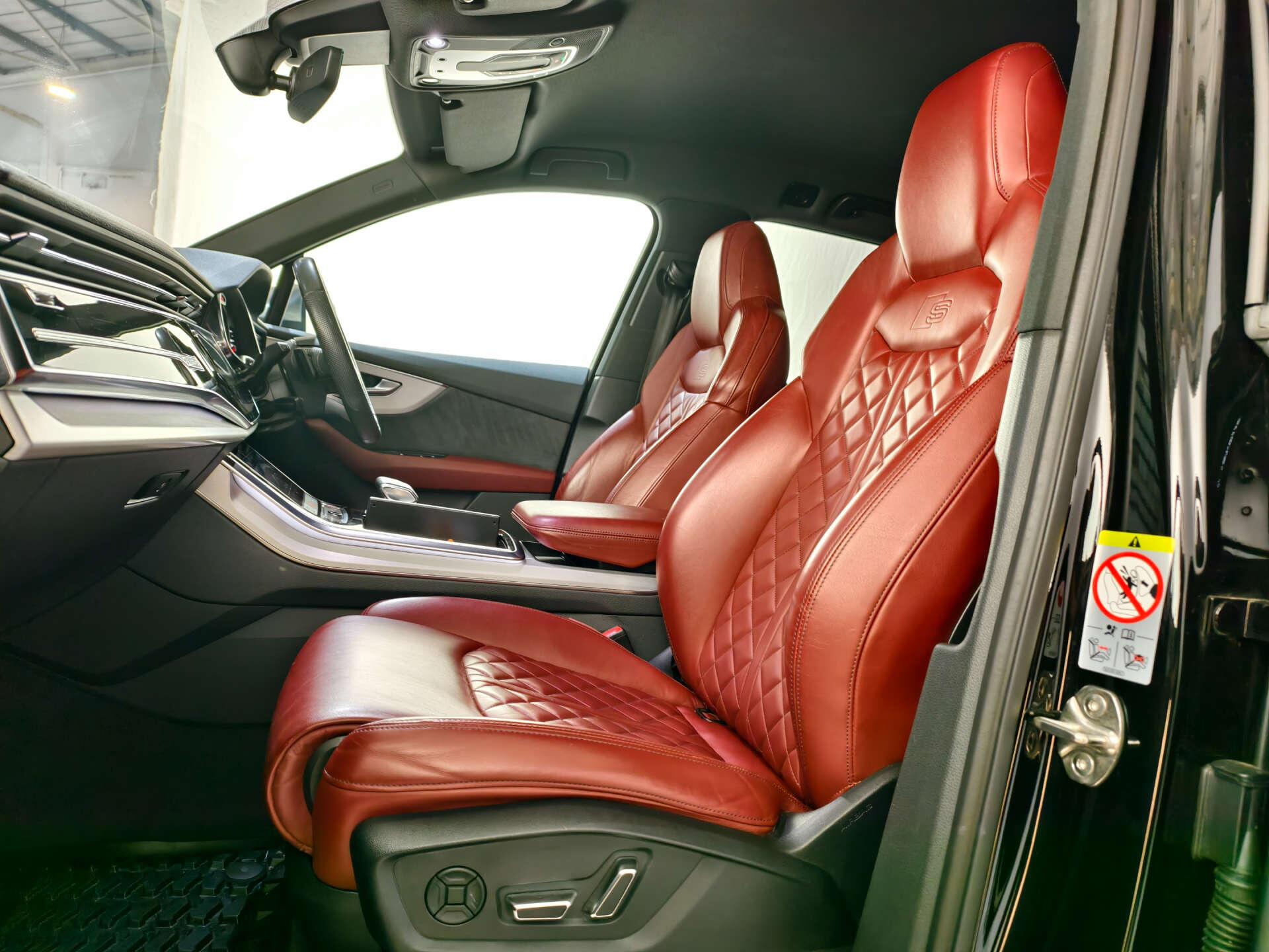 Audi SQ7 view 20