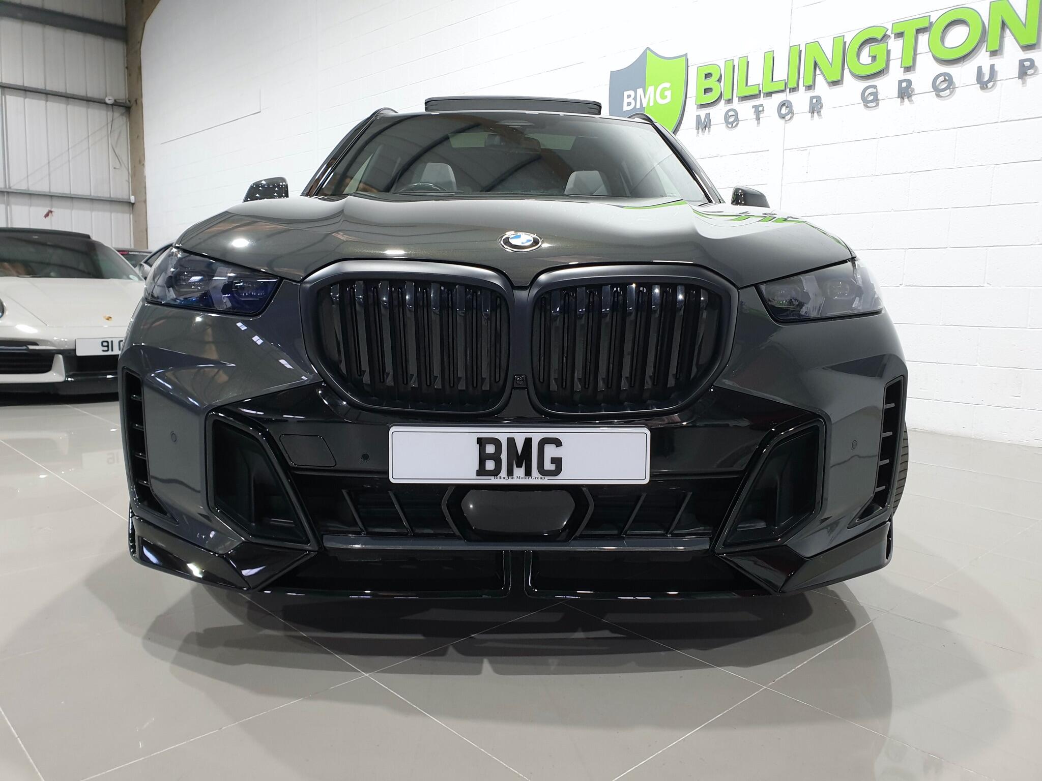 BMW X5 view 14