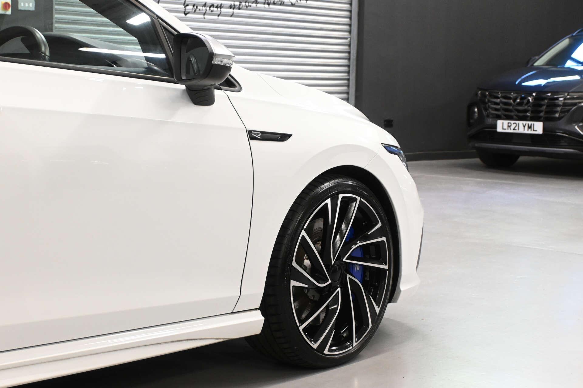 Volkswagen Golf view 10