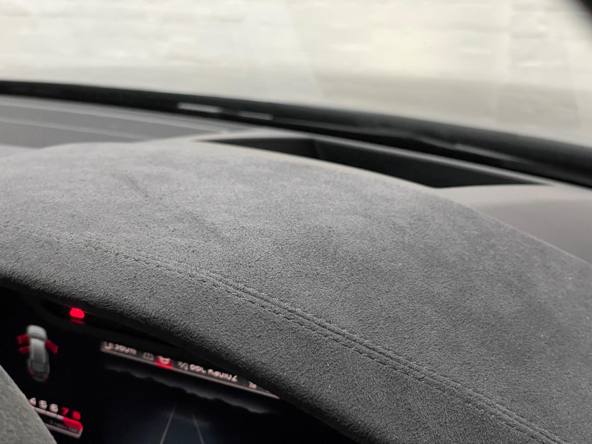 Audi RS6 view 28