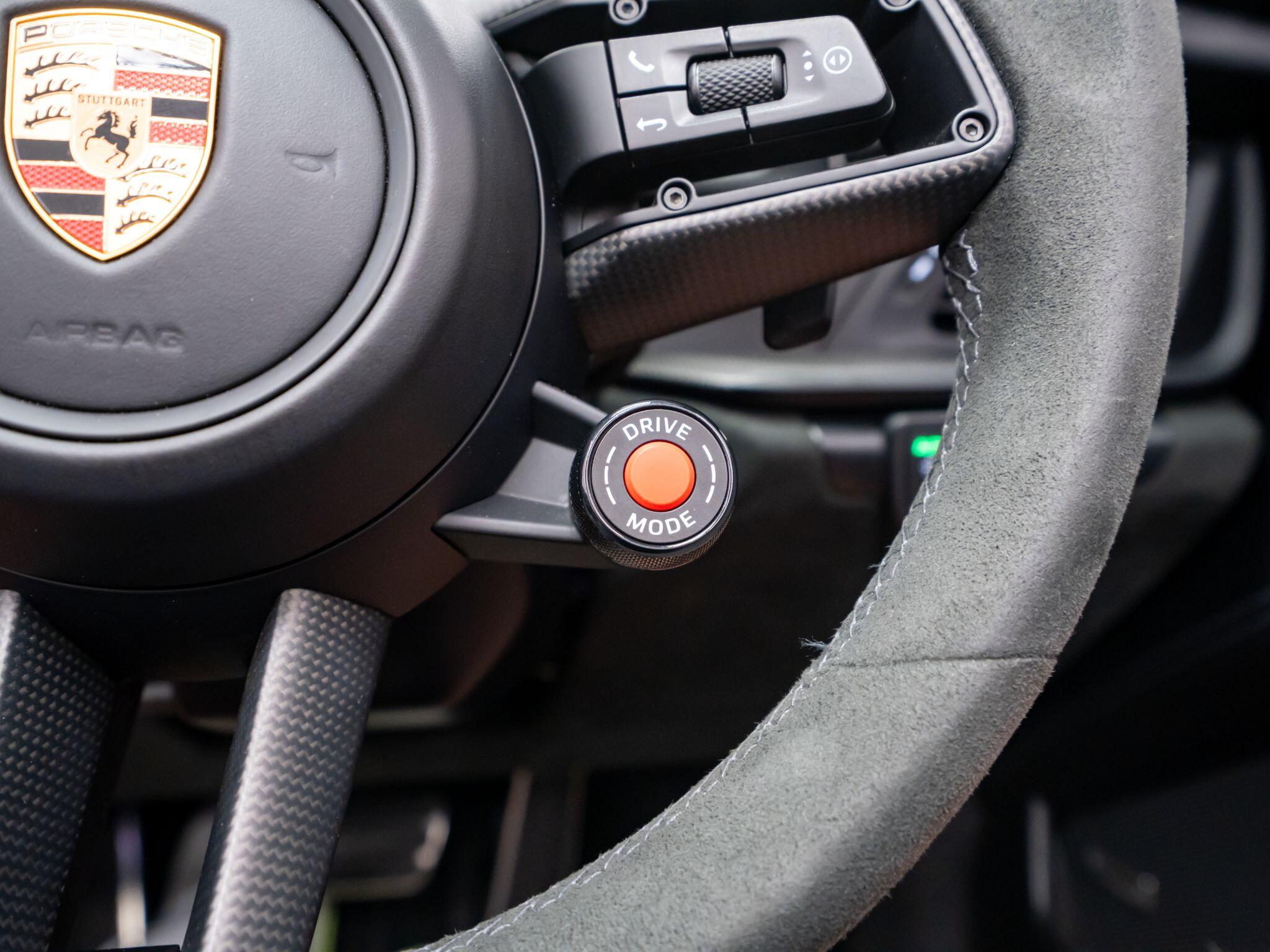 Porsche 911 view 46