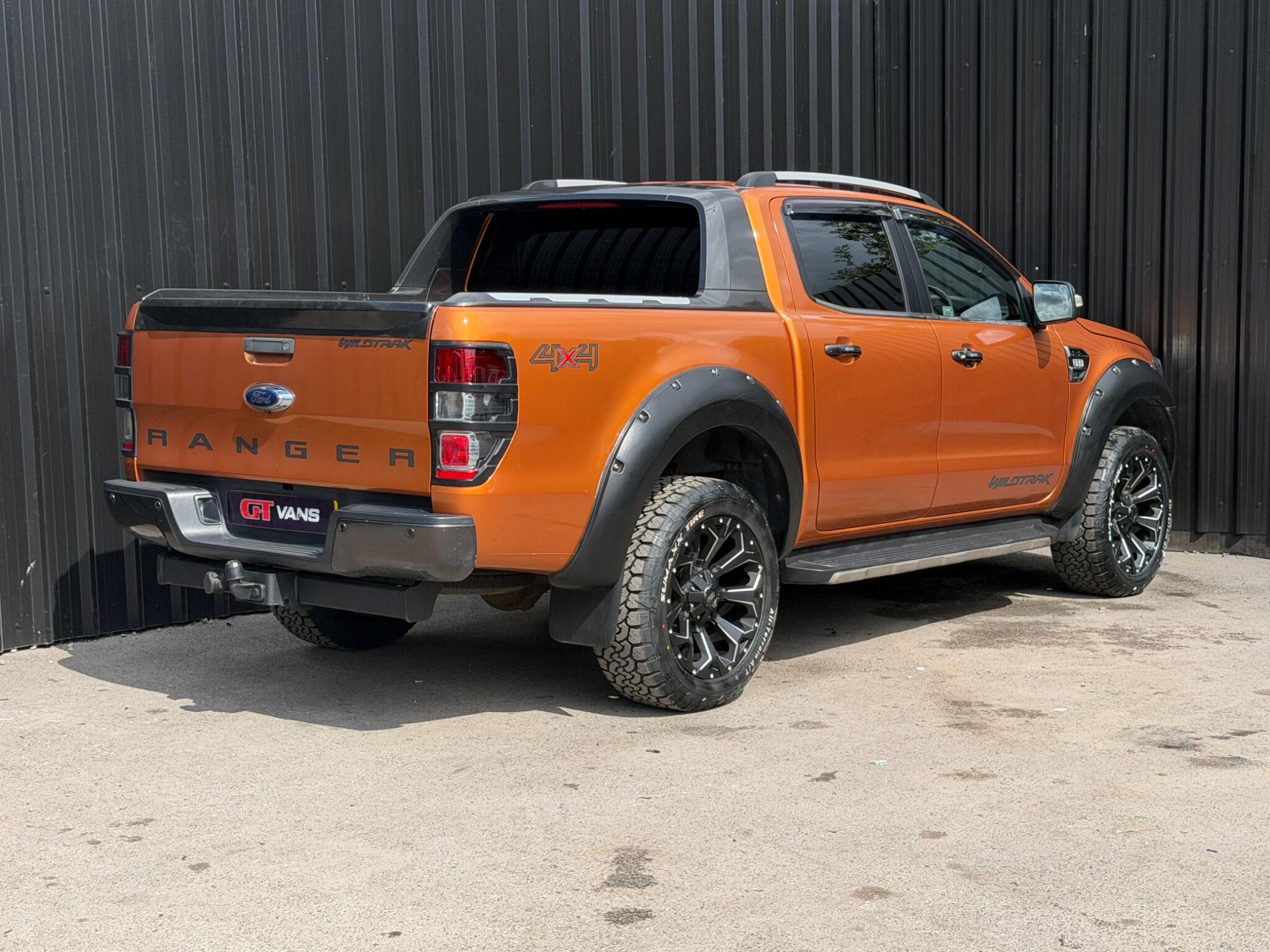 Ford Ranger view 5
