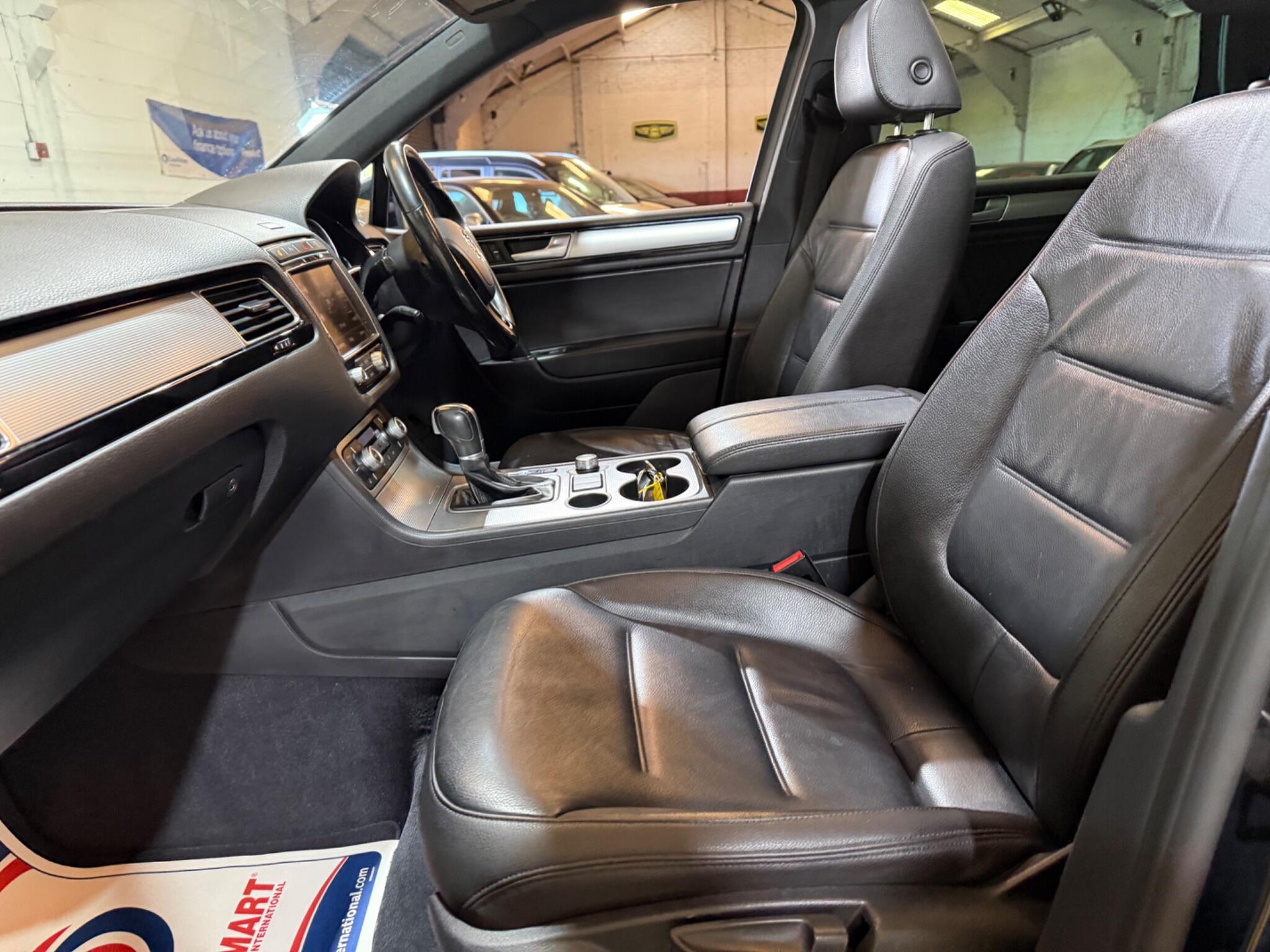 Volkswagen Touareg view 51