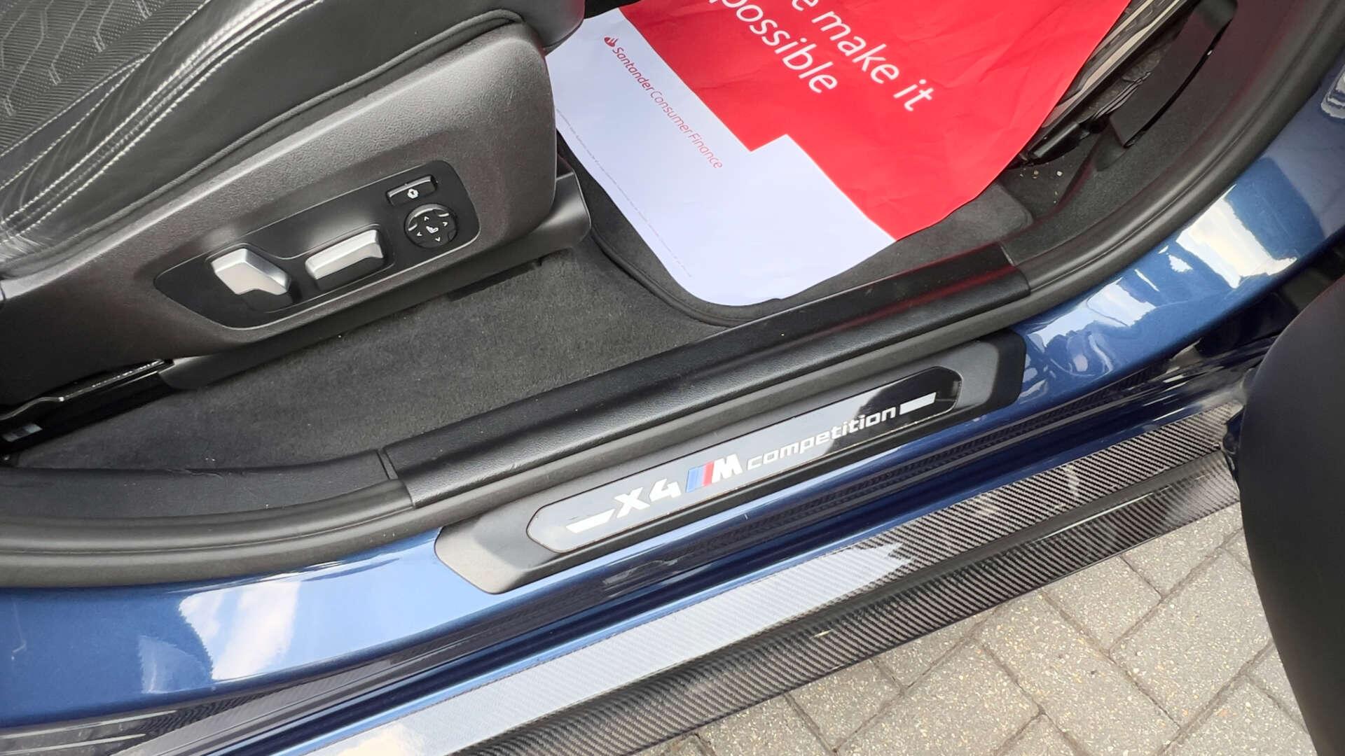 BMW X4 M view 25