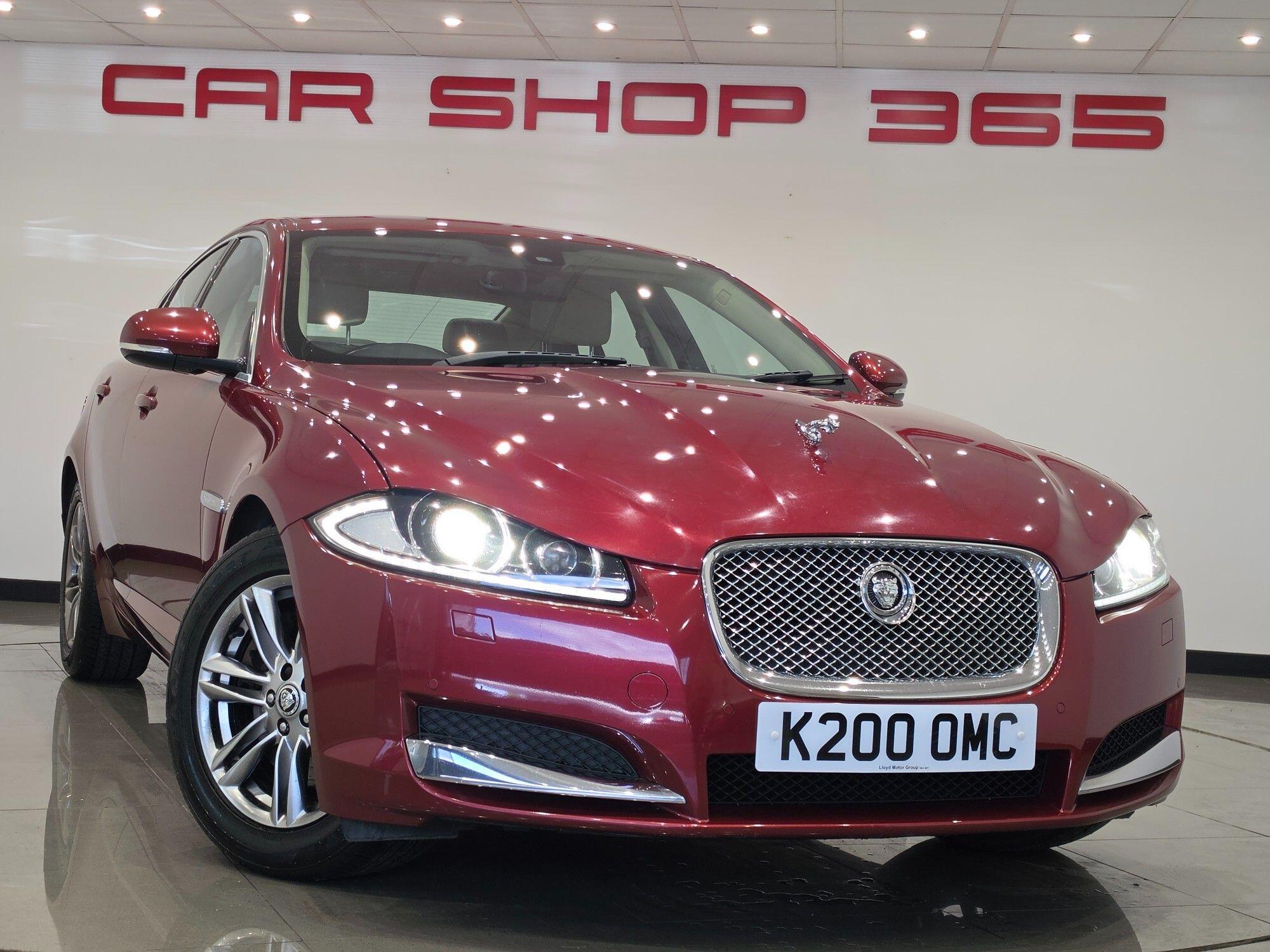 Jaguar XF view 11