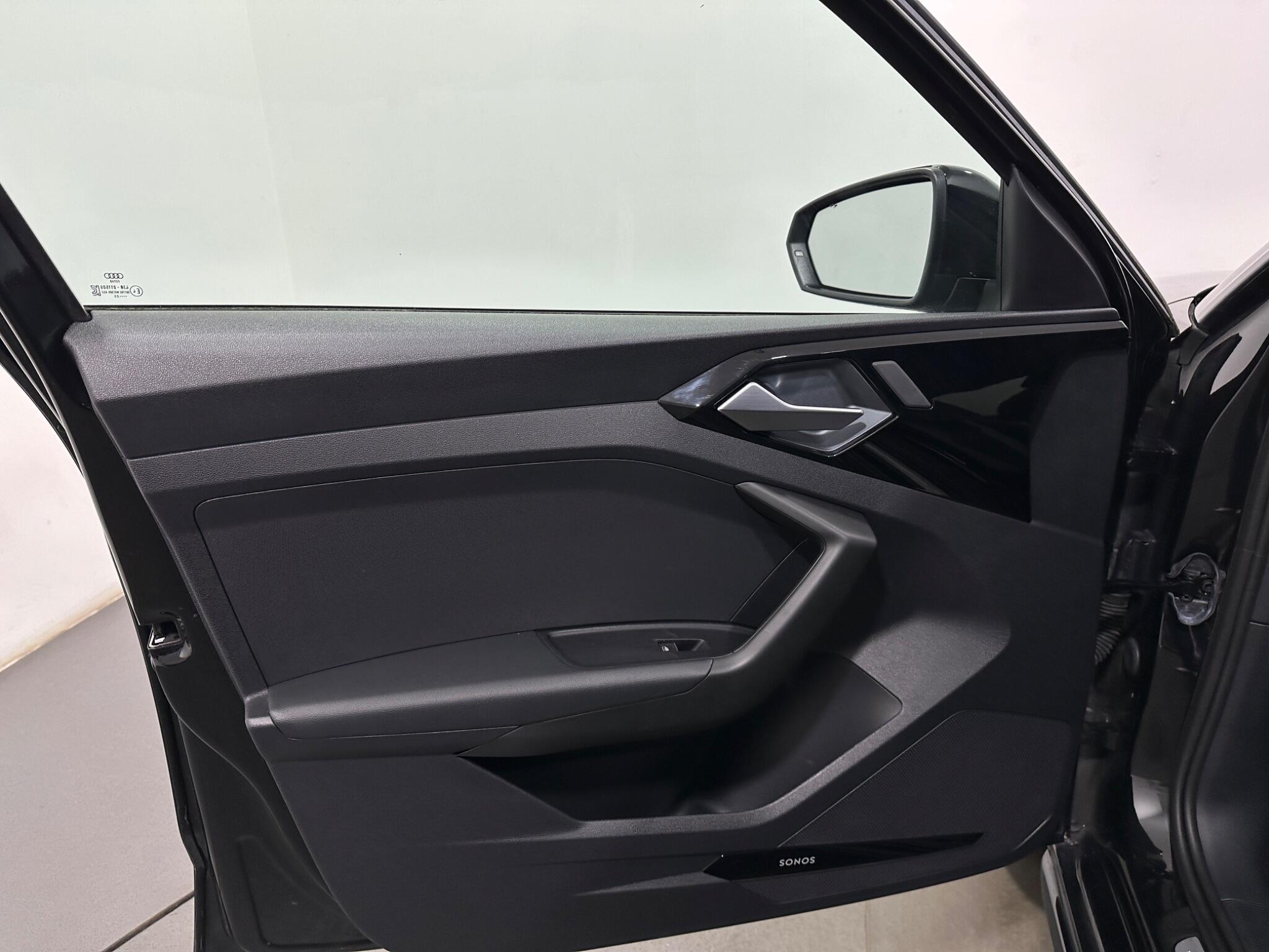 Audi A1 view 36