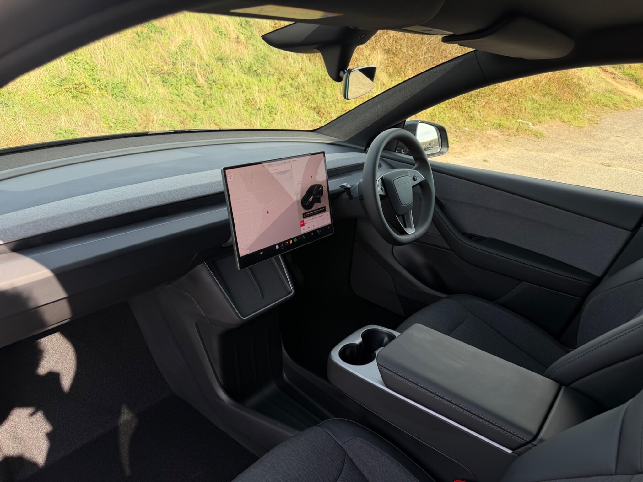 Tesla Model Y view 19