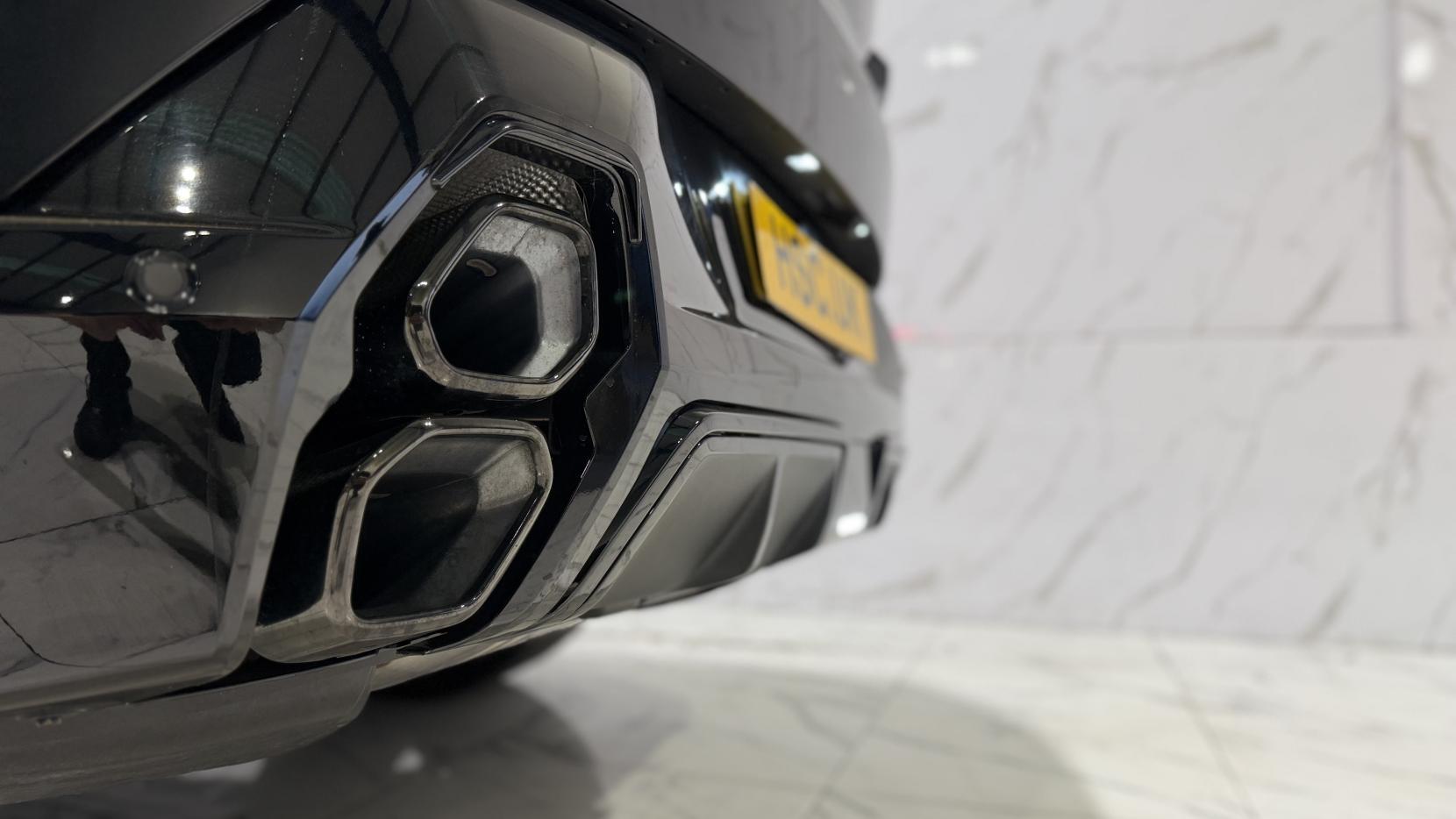 BMW XM view 55