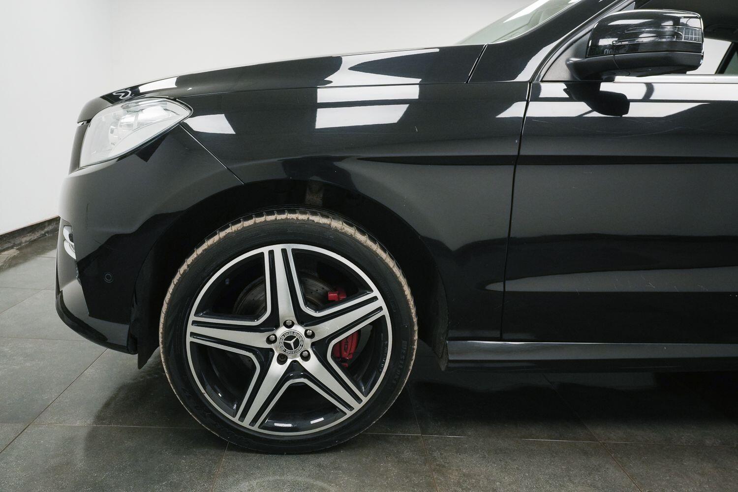 Mercedes-Benz M Class view 6