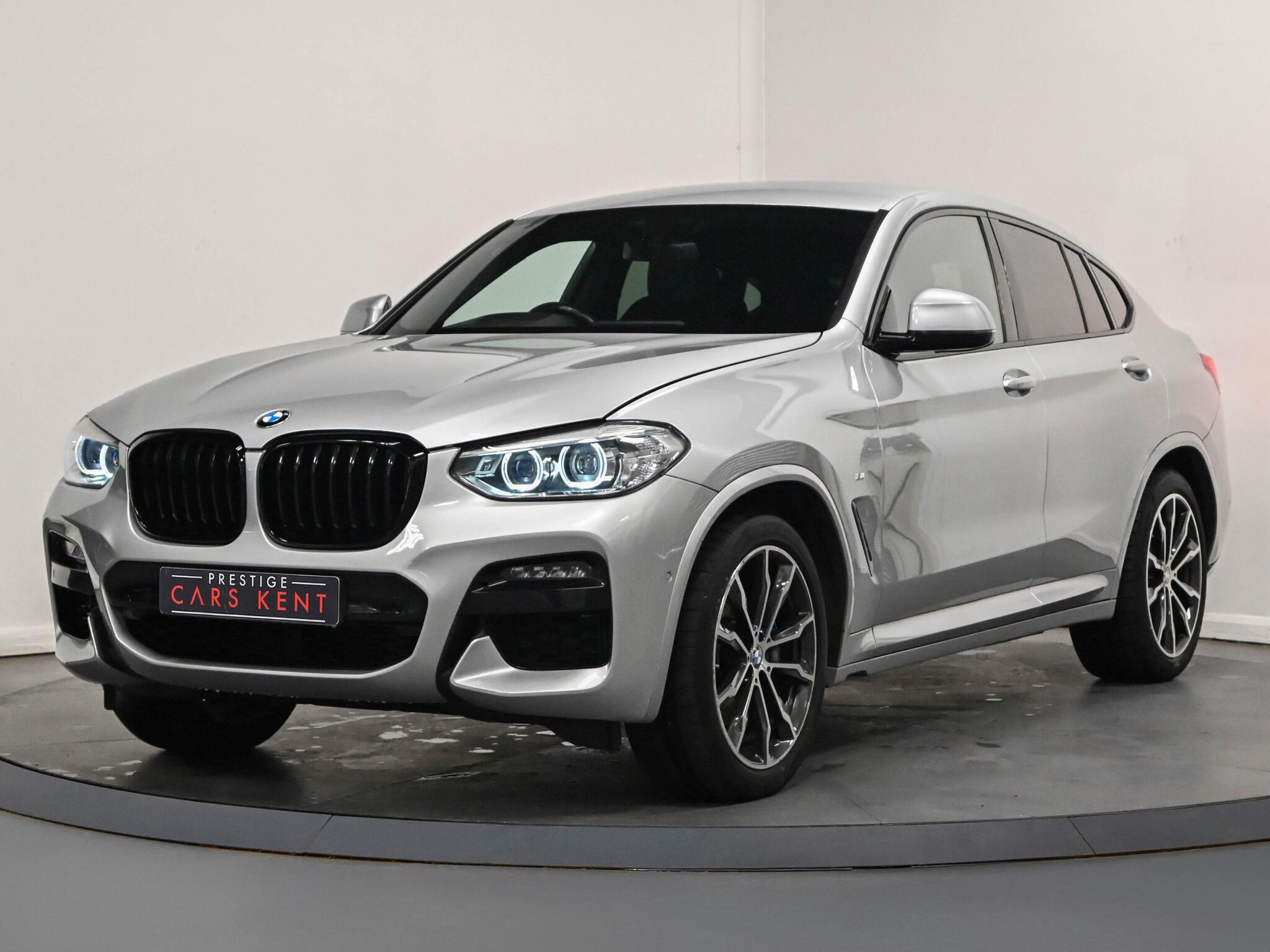 BMW X4 view 6