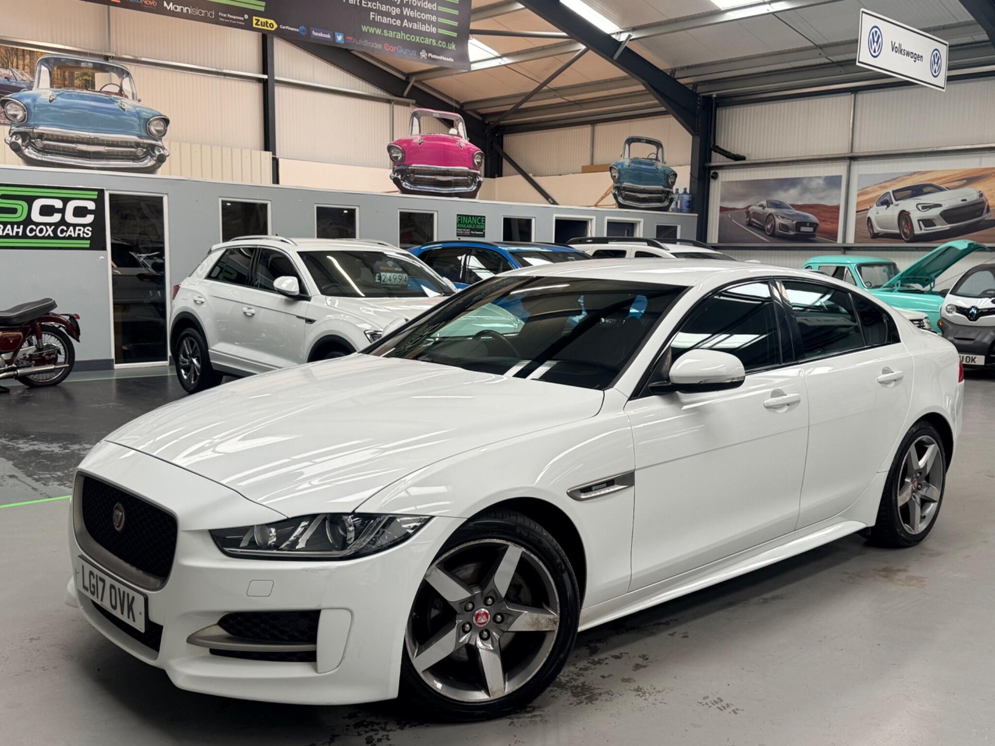 Jaguar Xe view 5