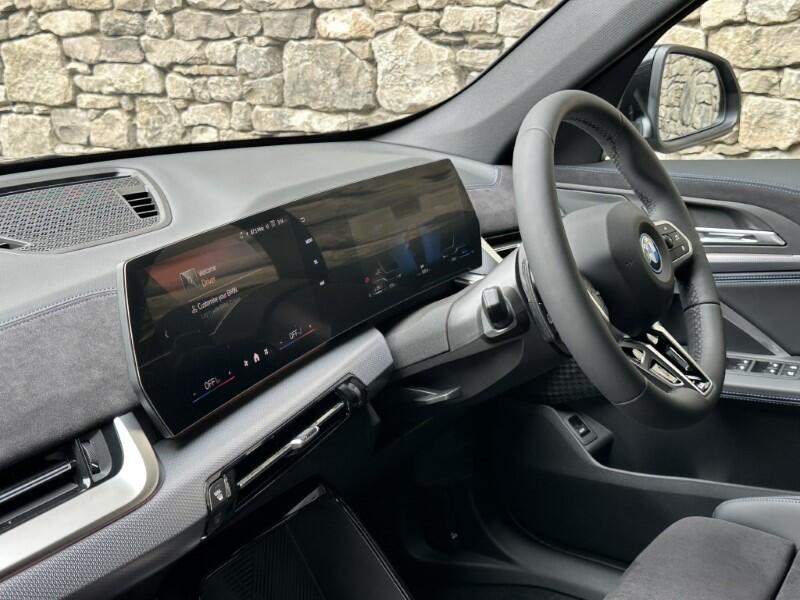 BMW X1 view 30