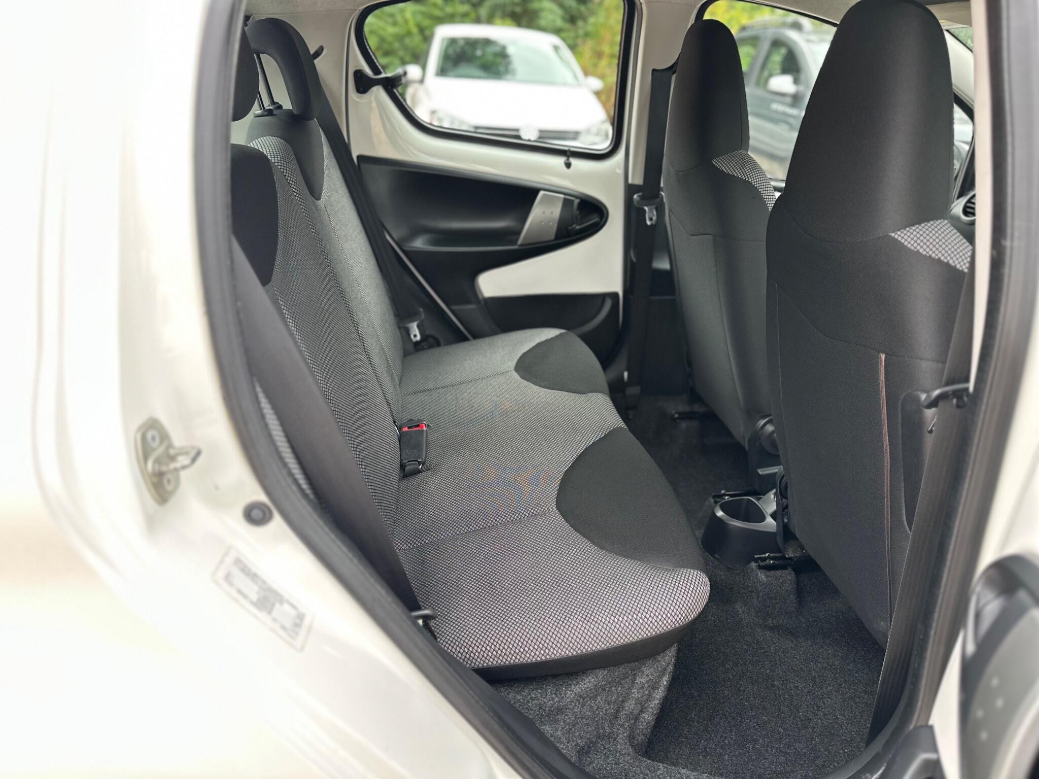 Toyota Aygo view 46