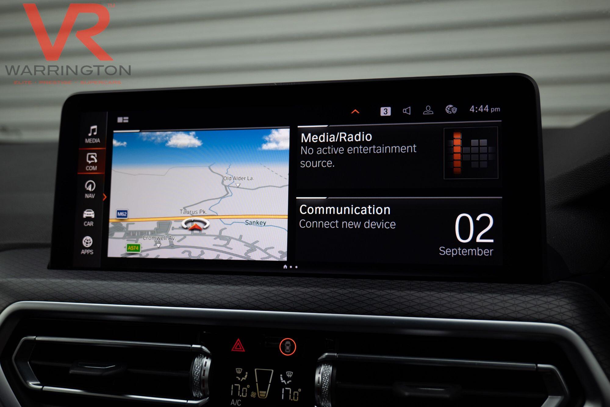 BMW X4 view 28
