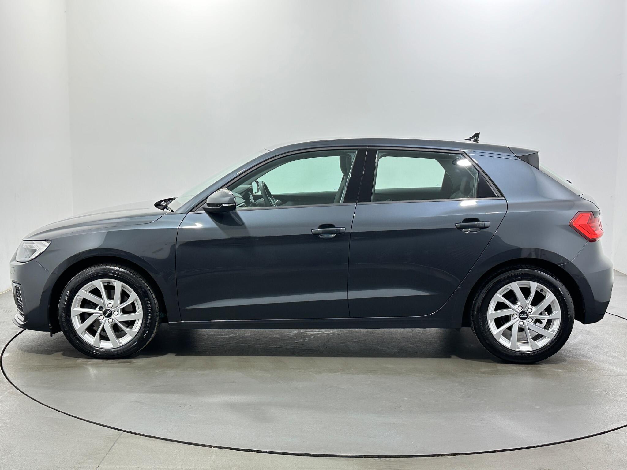 Audi A1 view 5