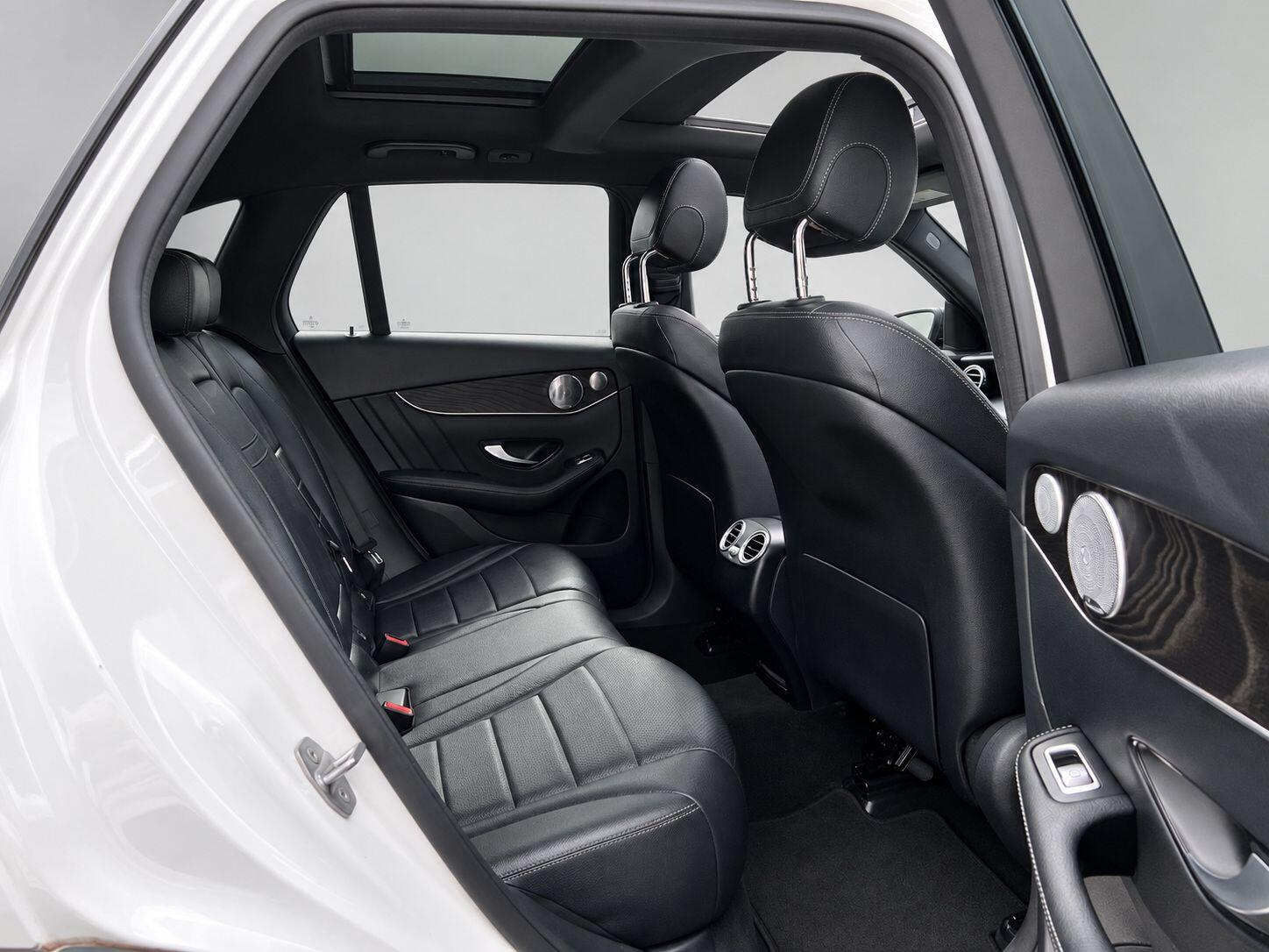 Mercedes-Benz GLC view 32
