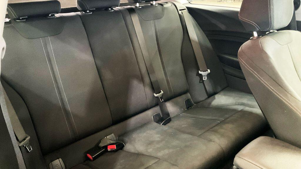BMW 1 Series view 13