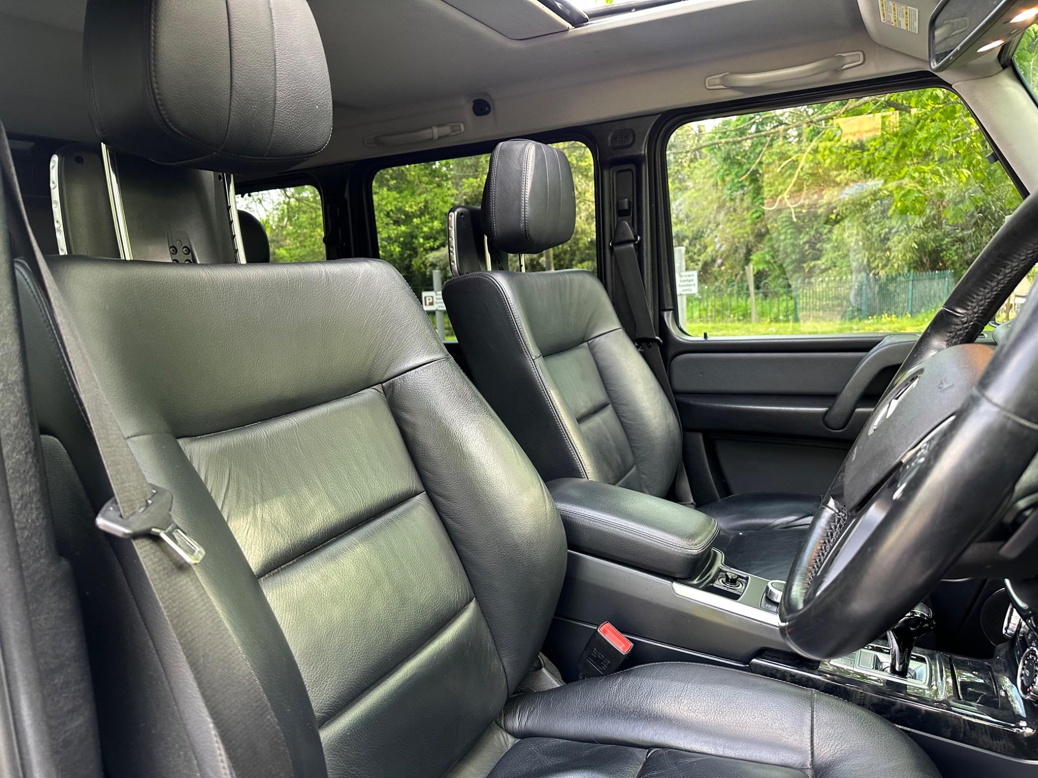 Mercedes-Benz G-Class view 18