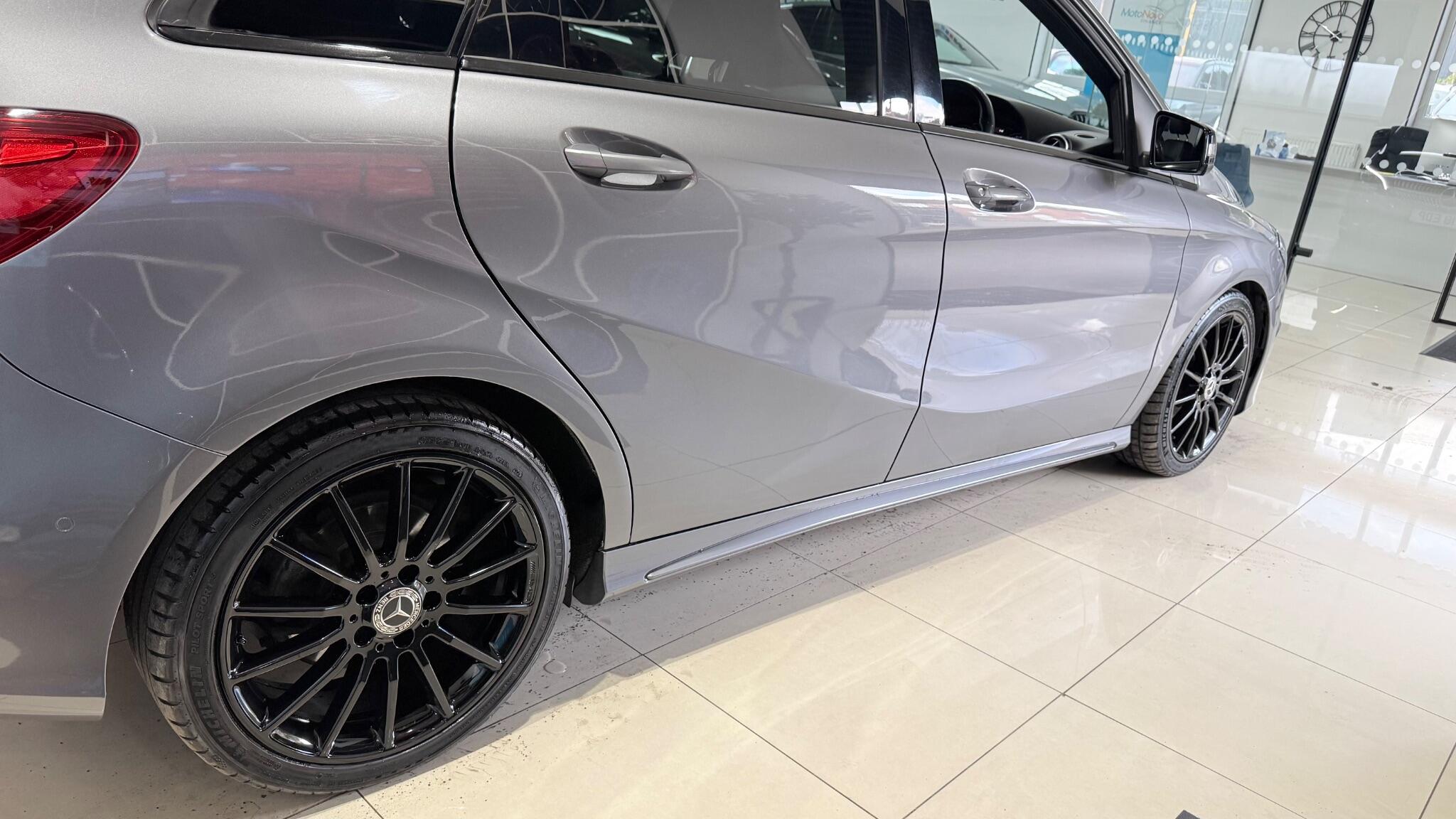 Mercedes-Benz B-Class view 16