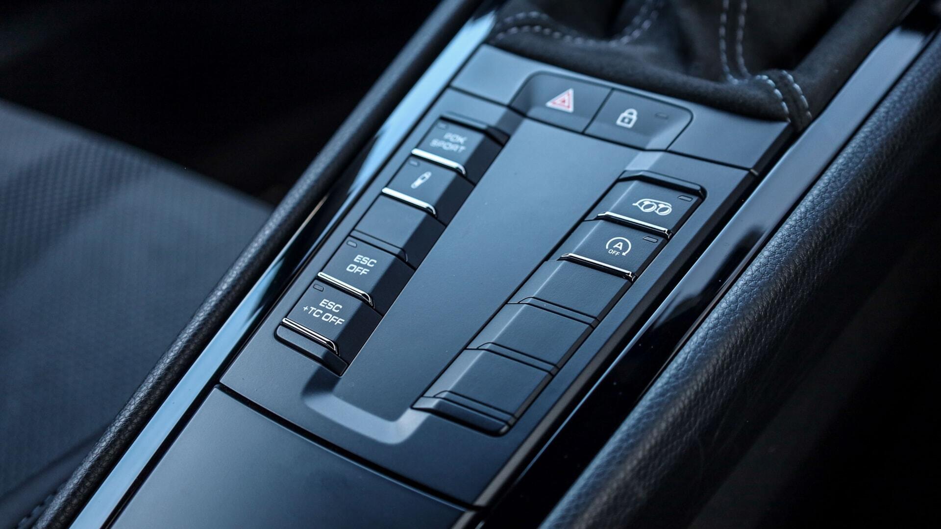 Porsche Cayman view 15