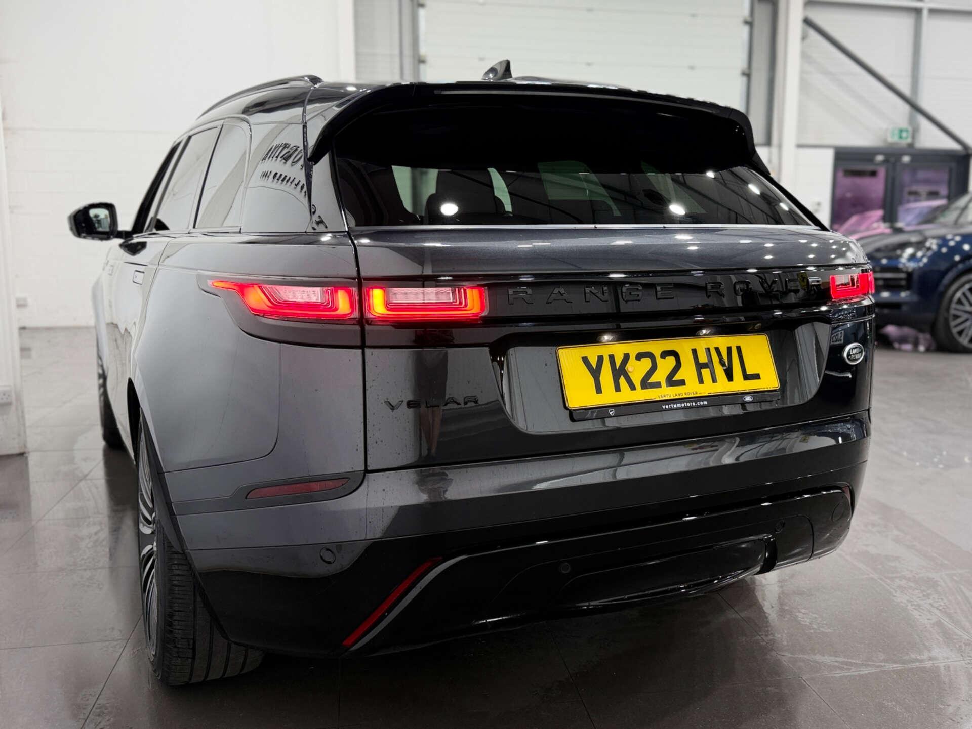 Land Rover Range Rover Velar view 8