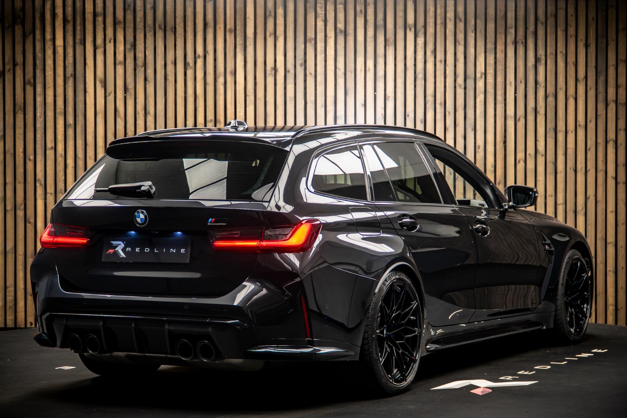 BMW M3 view 4