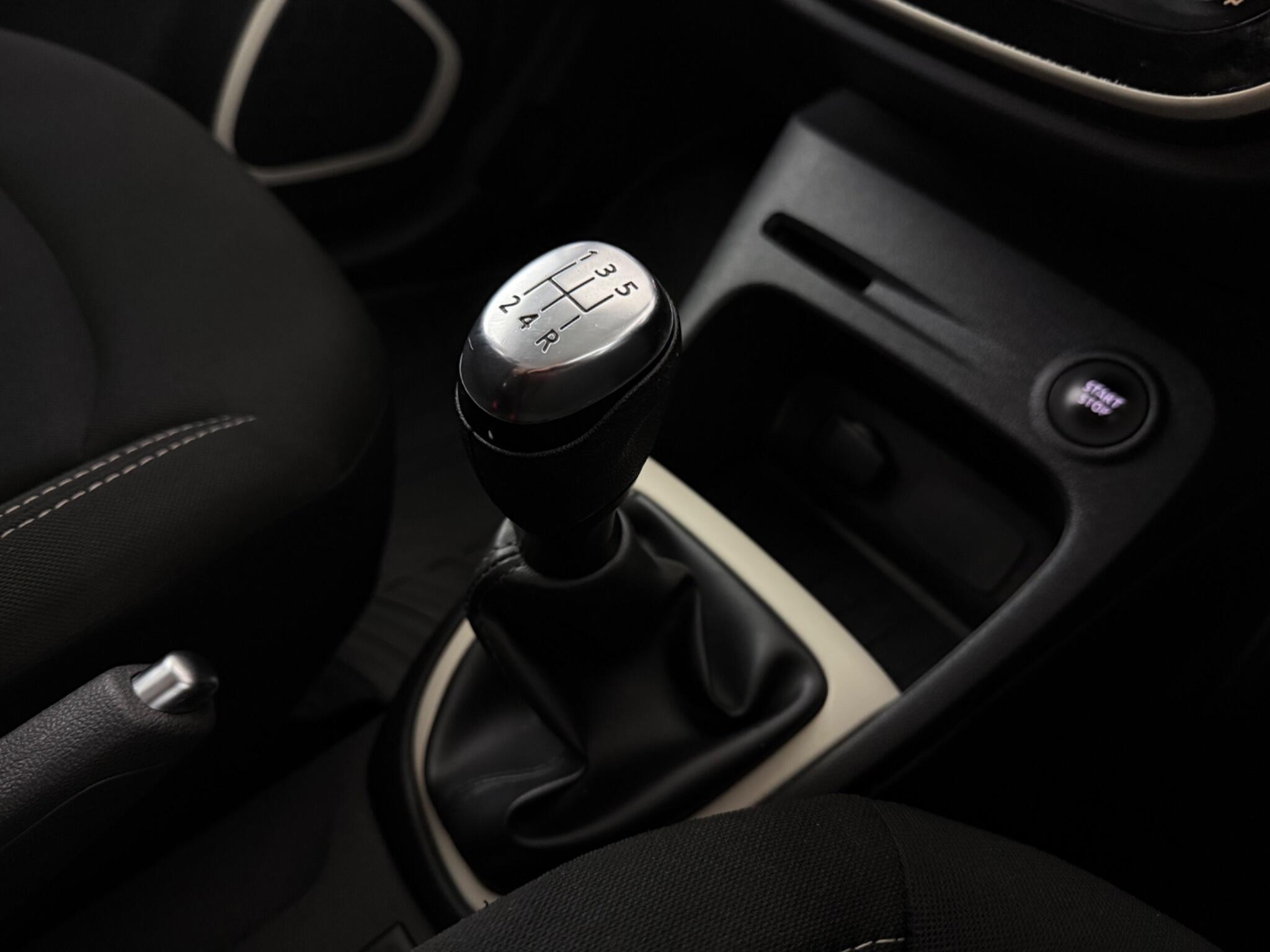 Renault Captur view 21