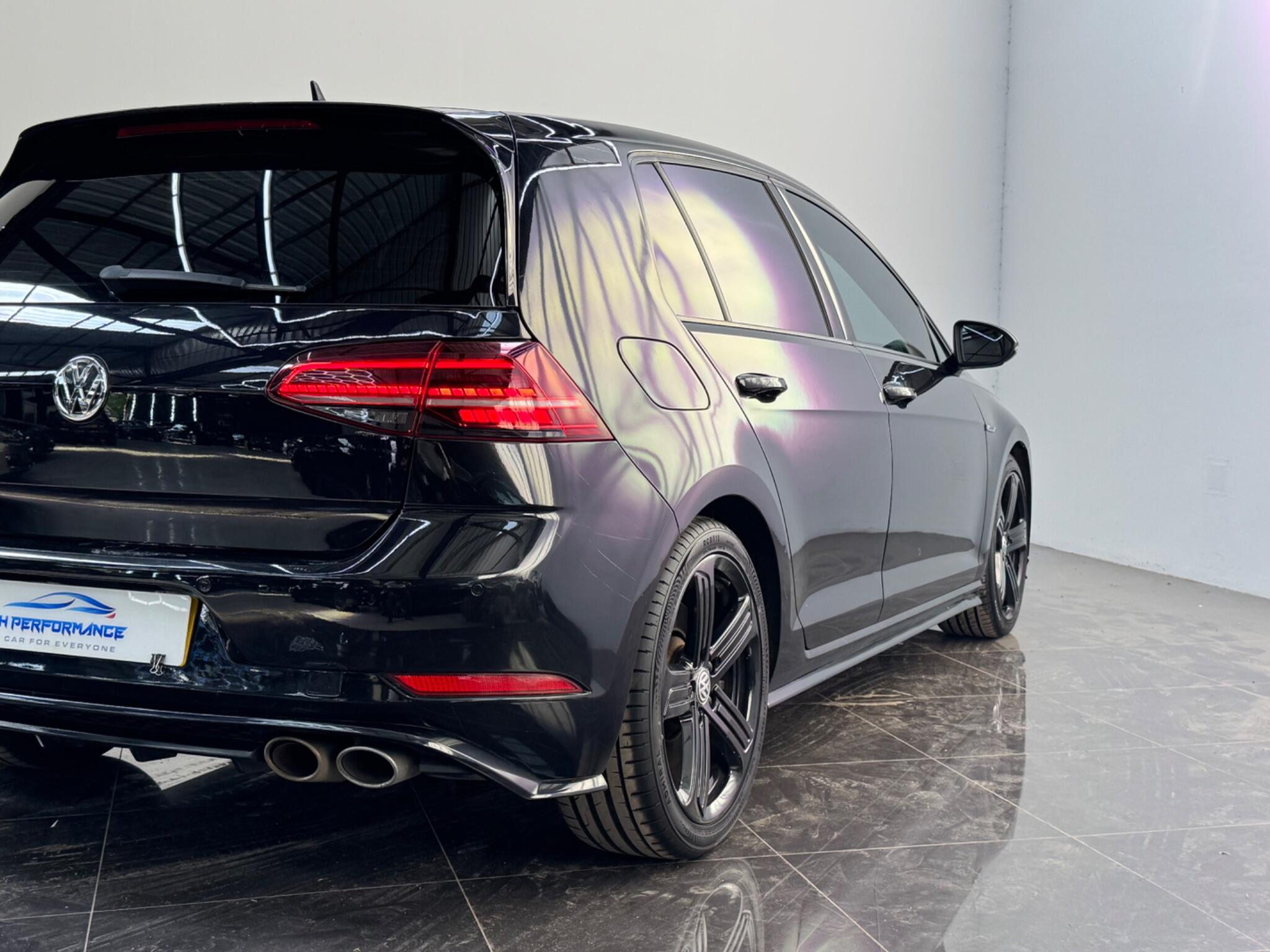 Volkswagen Golf view 14