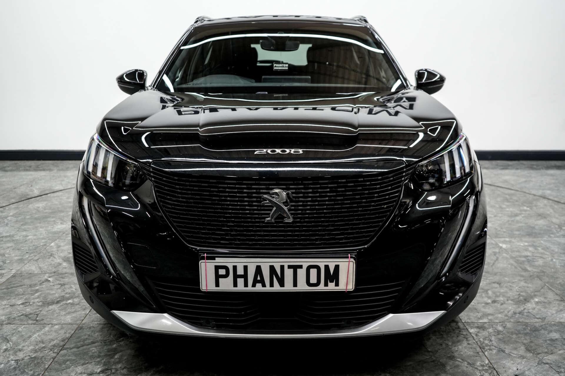 Peugeot e-2008 view 5