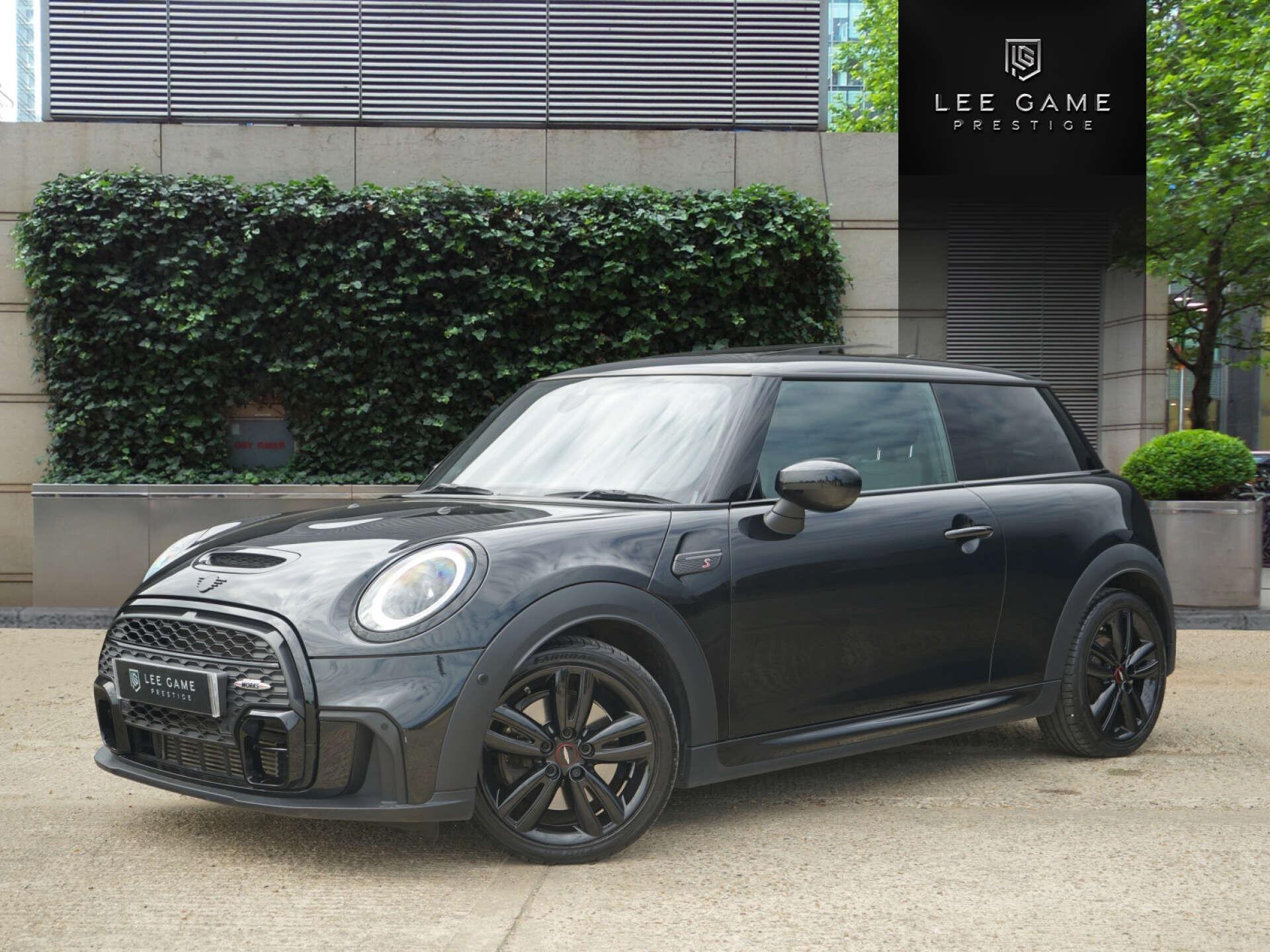 Mini Hatch view 31