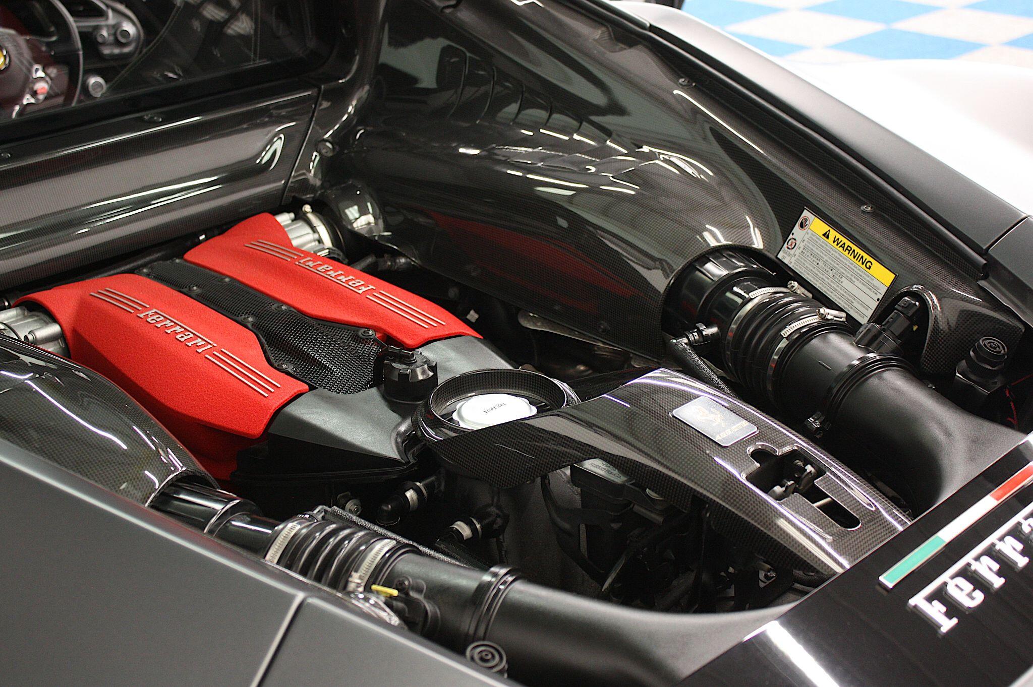 Ferrari 488 view 40