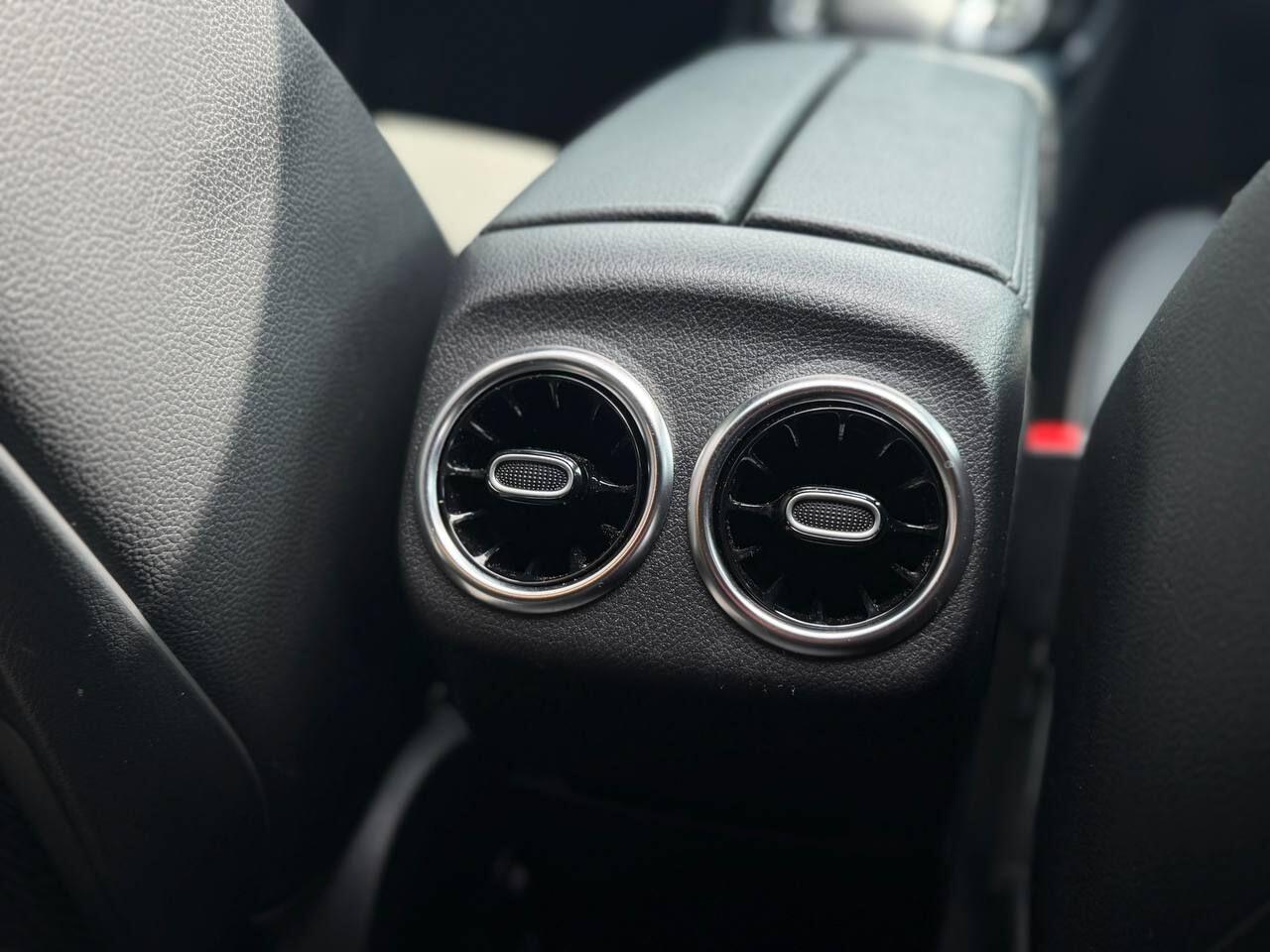 Mercedes-Benz A-Class view 20
