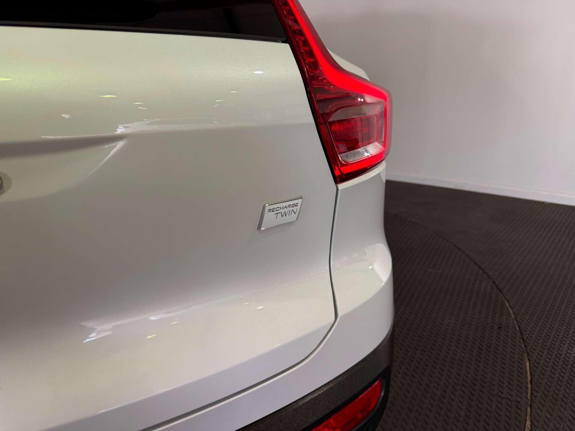 Volvo XC40 view 9