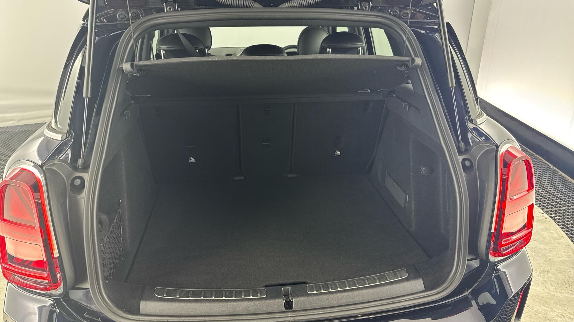 MINI Countryman view 15