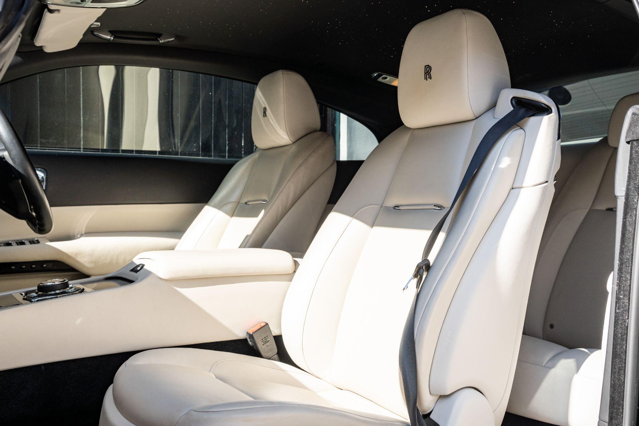 Rolls-Royce Wraith view 40