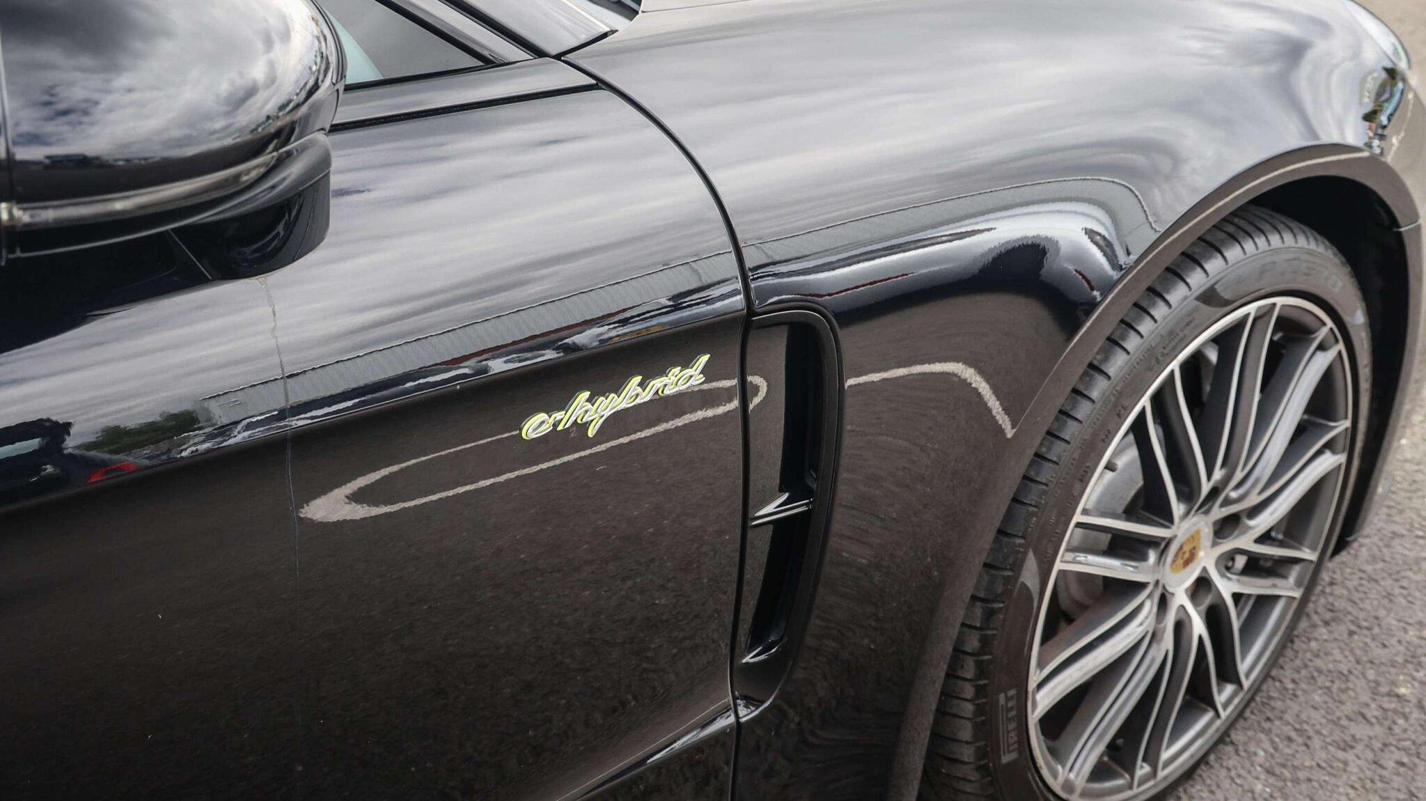 Porsche Panamera view 29