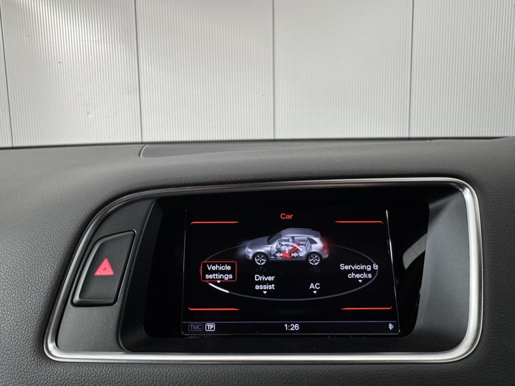 Audi Q5 view 48