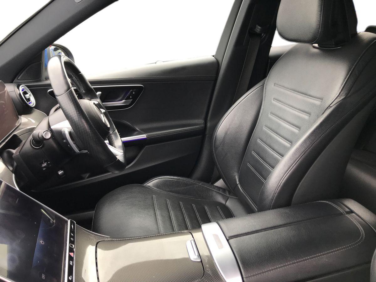 Mercedes-Benz C-Class view 6