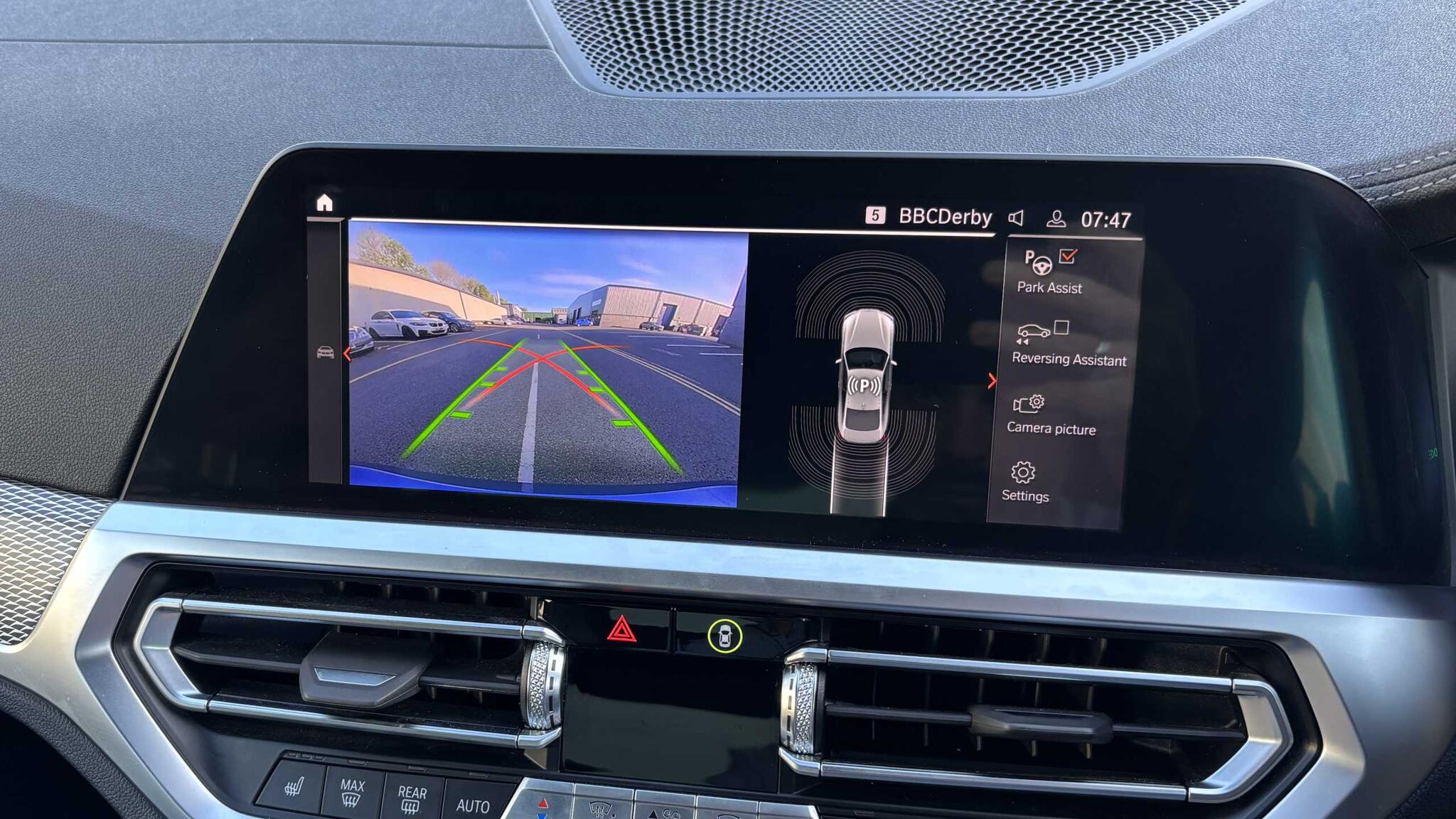 BMW 4 Series view 32