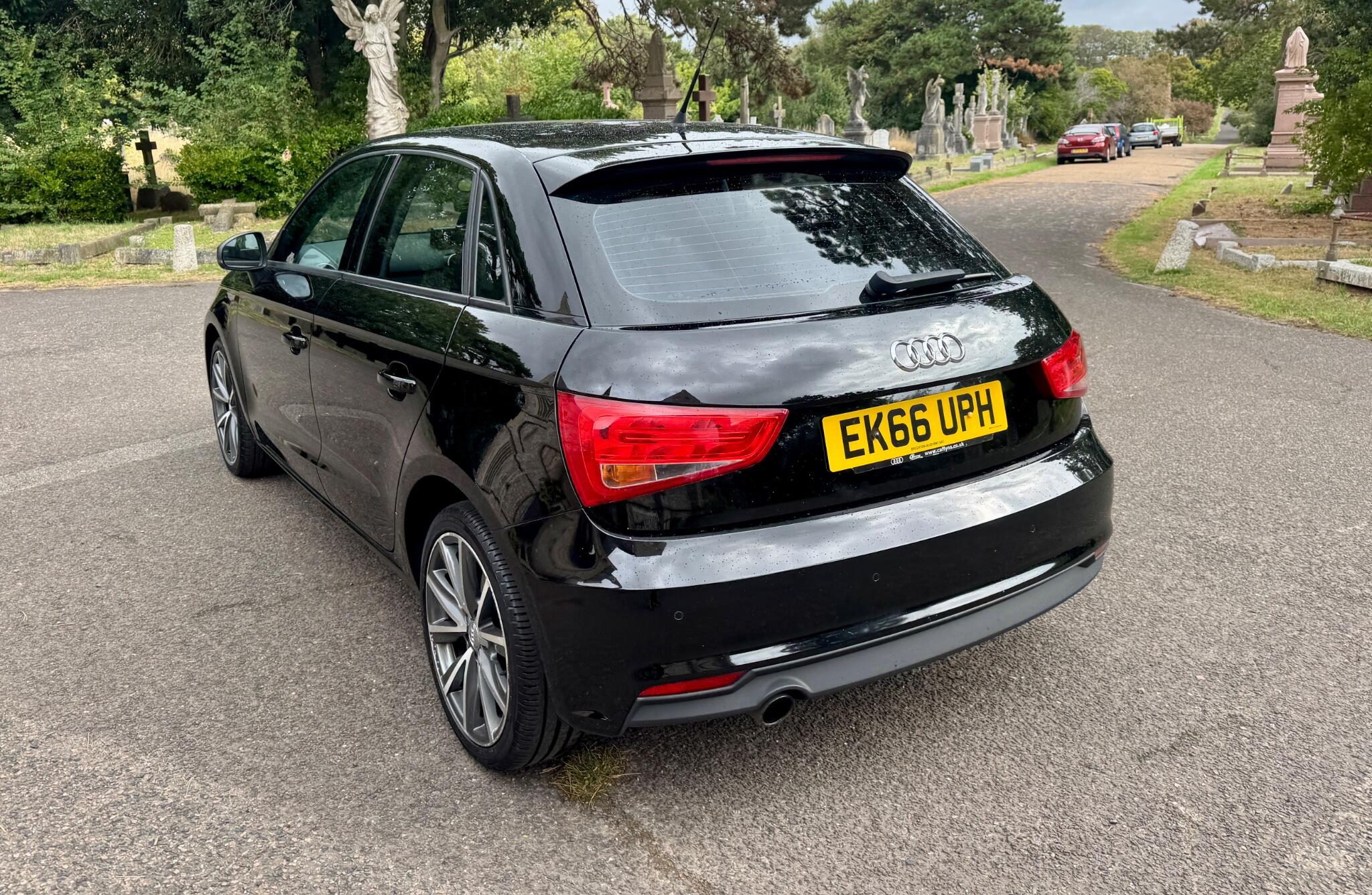 Audi A1 view 5