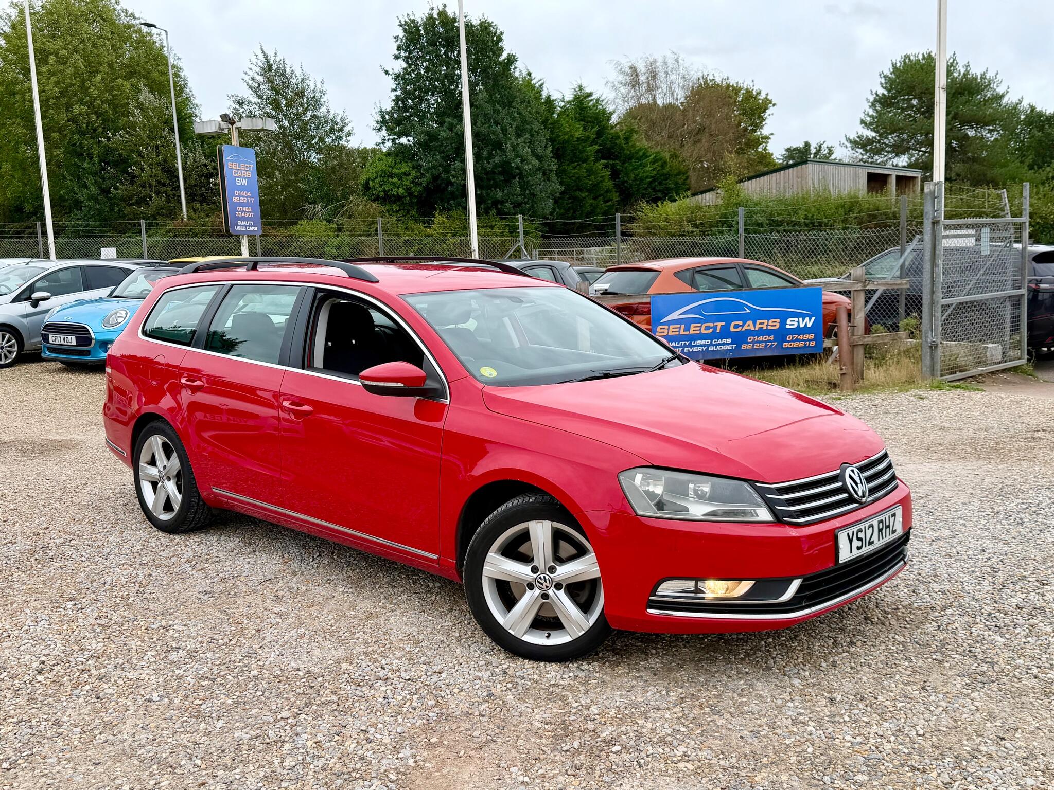 2012 Volkswagen Passat in Red for sale