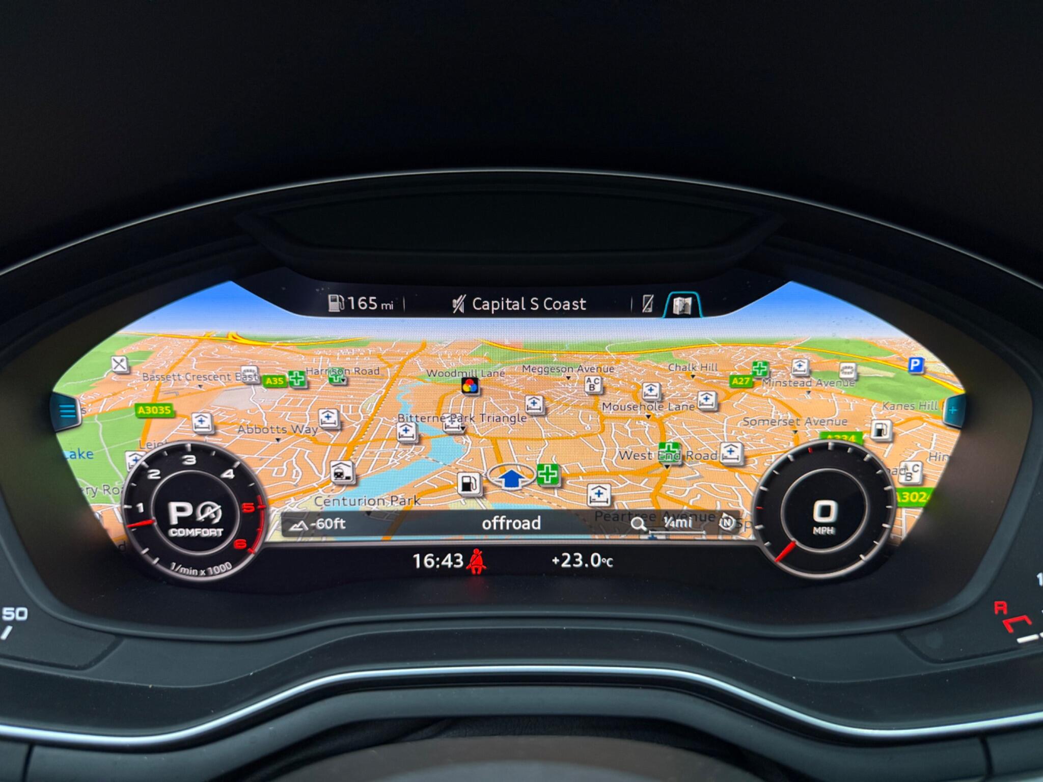 Audi A5 Cabriolet view 14
