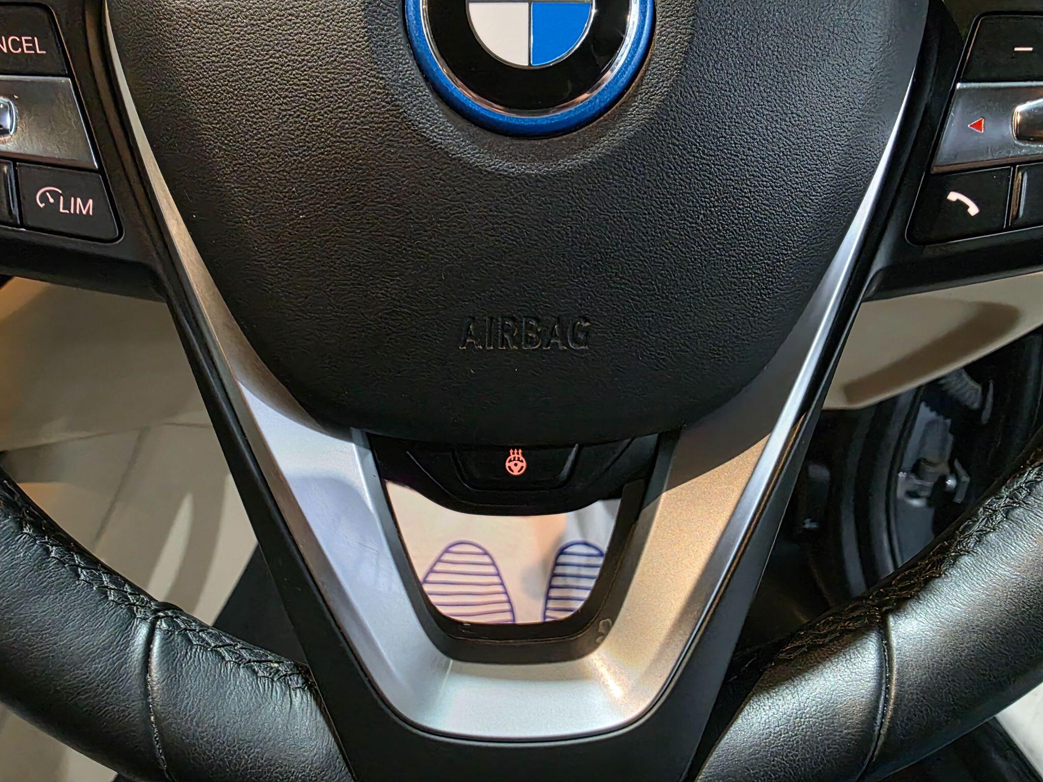 BMW 3 Series view 21