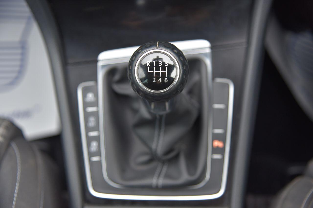 Volkswagen Golf view 39