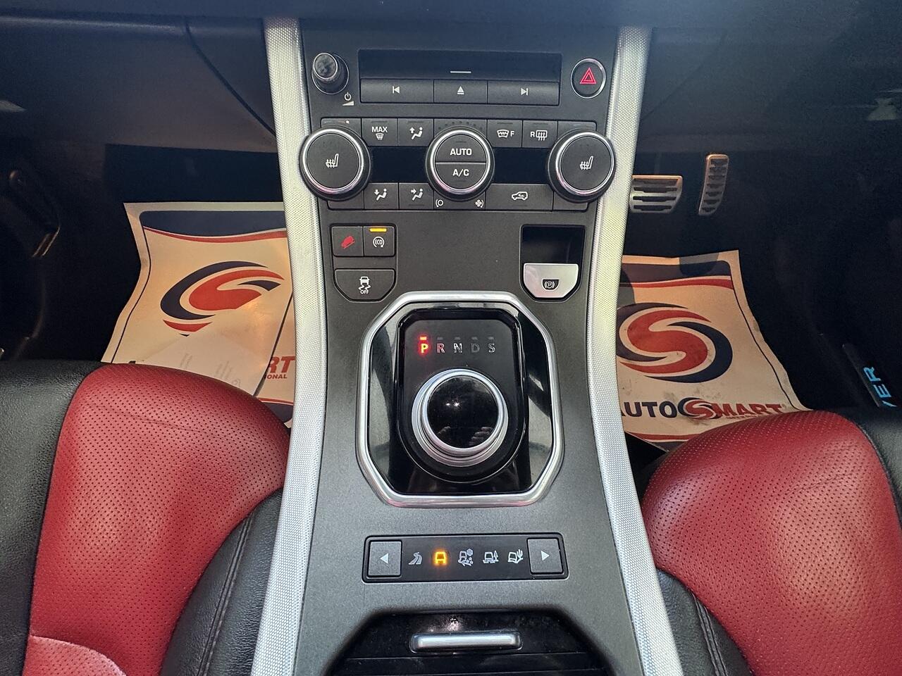 Land Rover Range Rover Evoque view 16