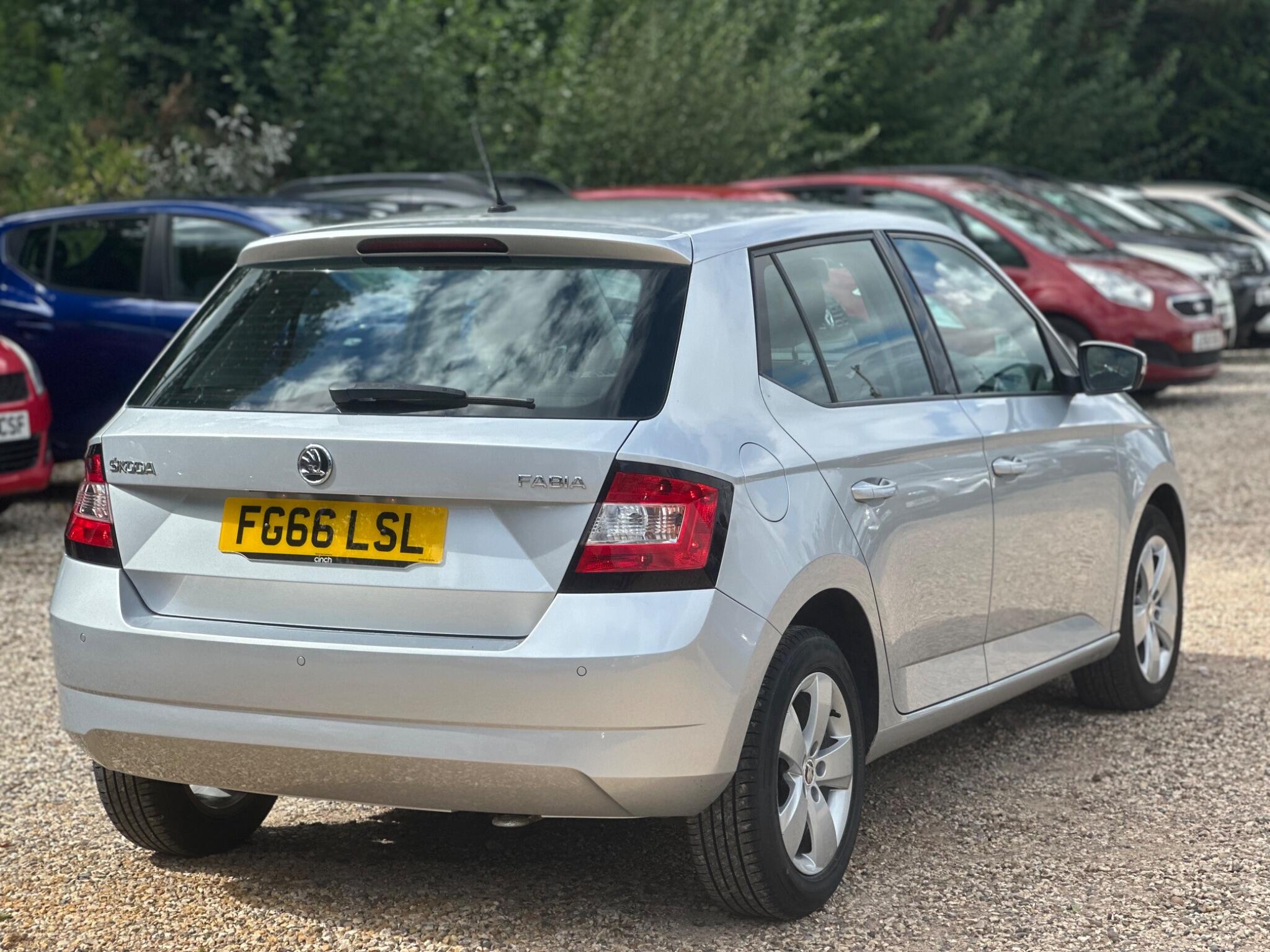 Skoda Fabia view 9