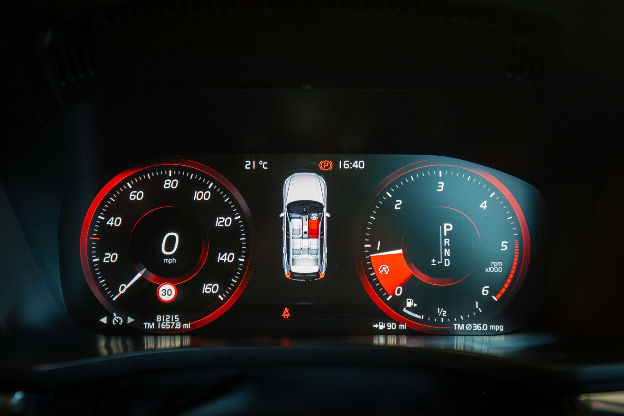 Volvo XC60 view 21