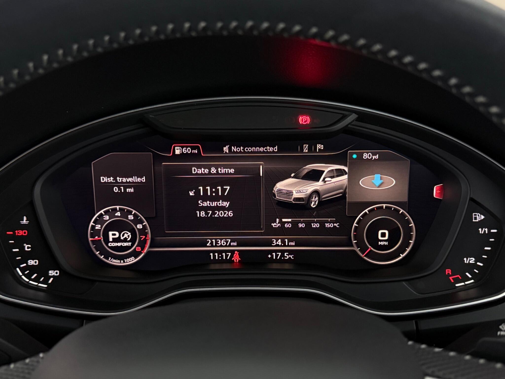 Audi Q5 view 16